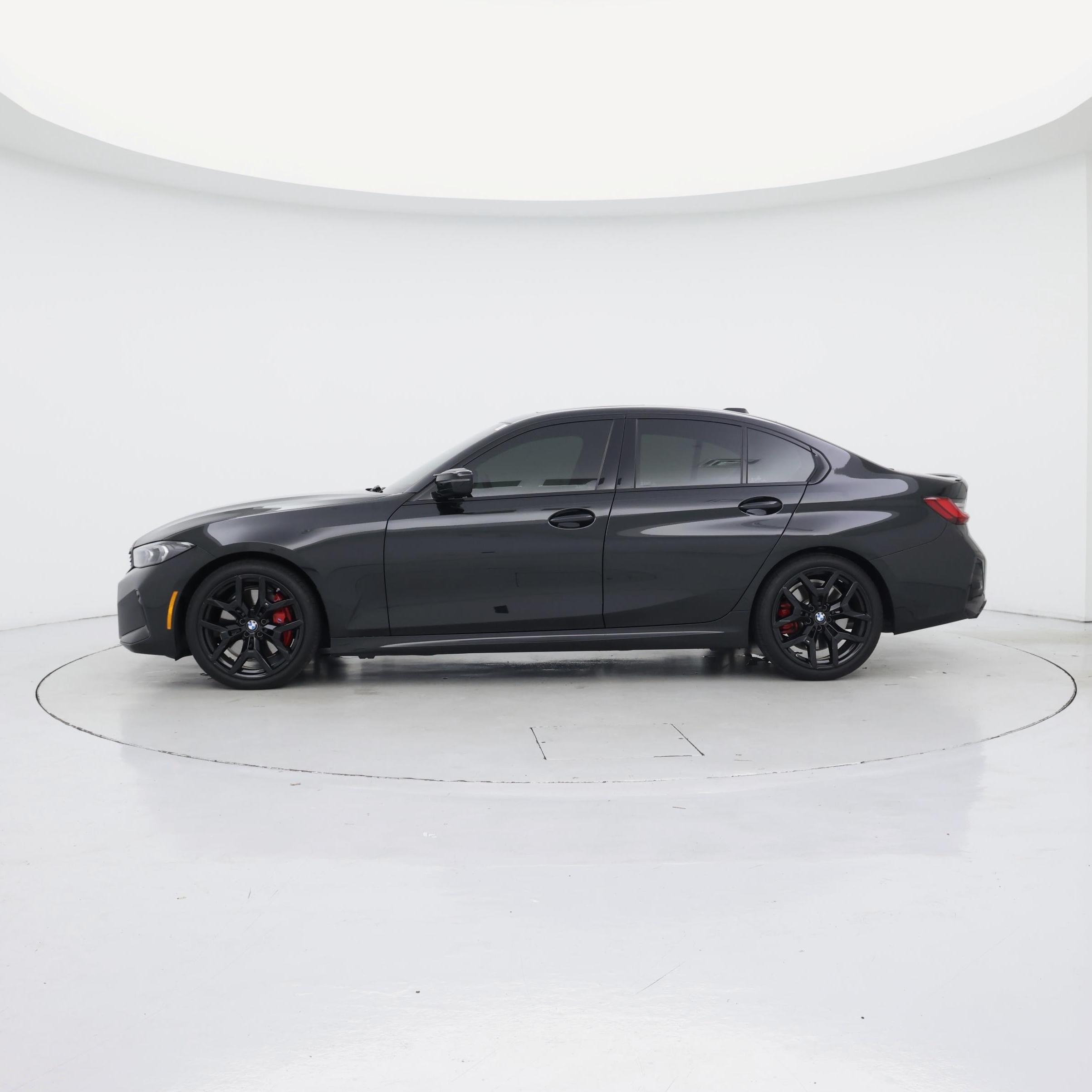 Thumbnail: 2025 BMW 3 Series - 3