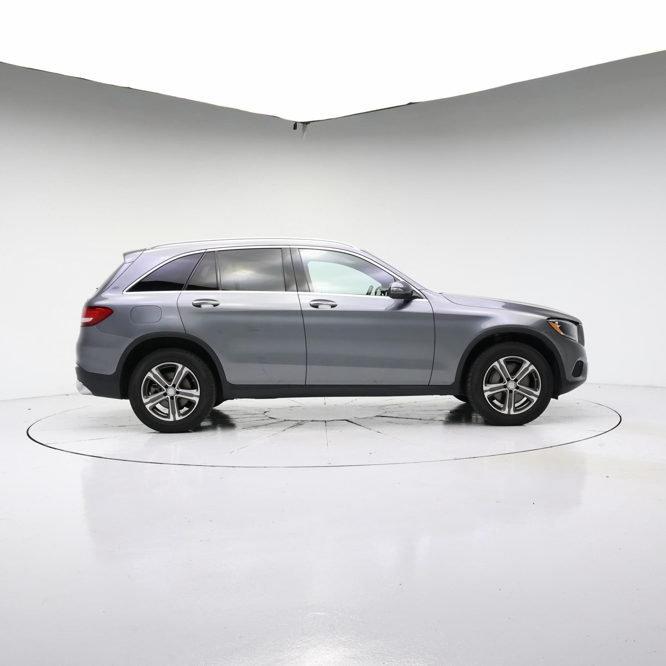 Thumbnail: 2017 Mercedes-Benz GLC - 7