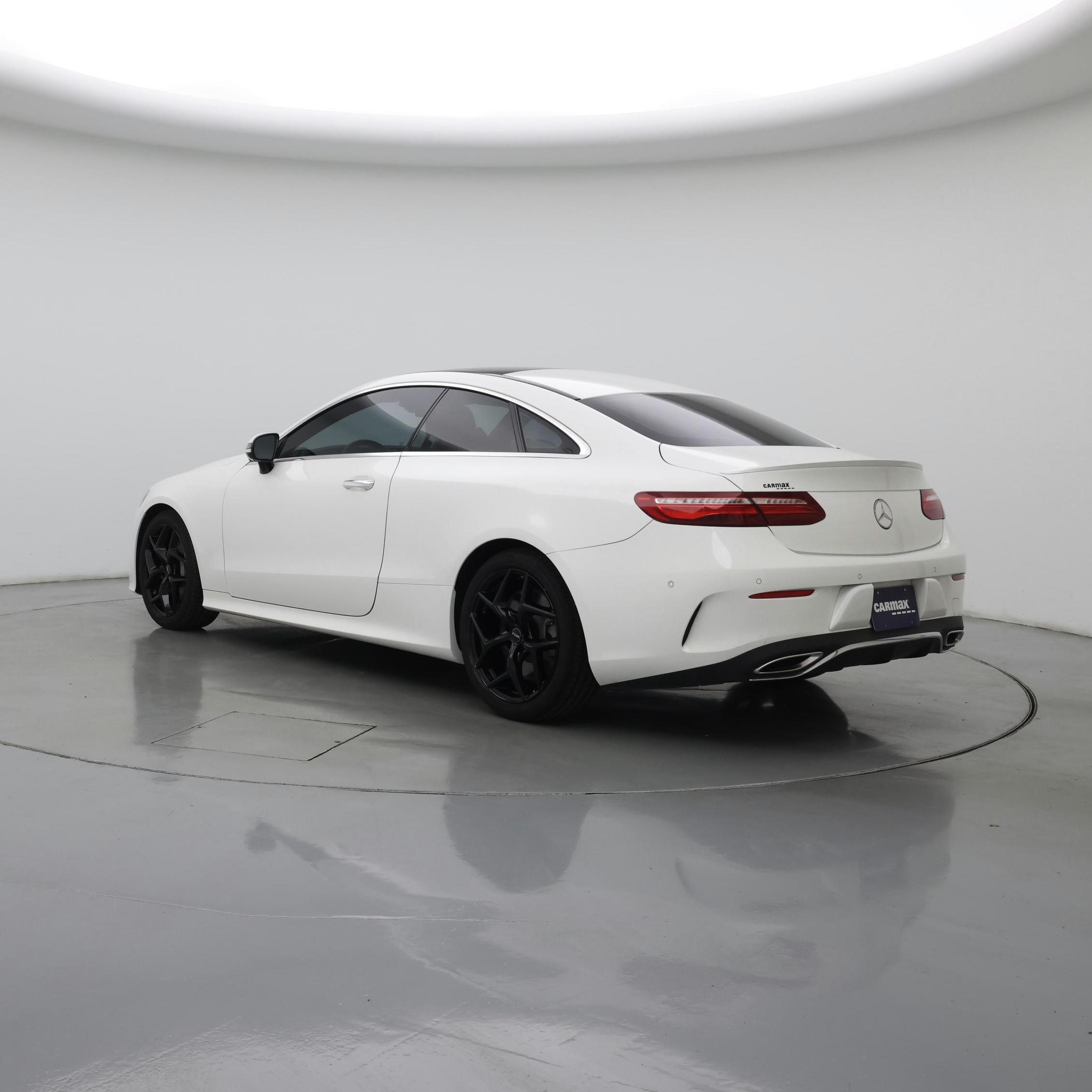 Thumbnail: 2018 Mercedes-Benz E-Class - 2