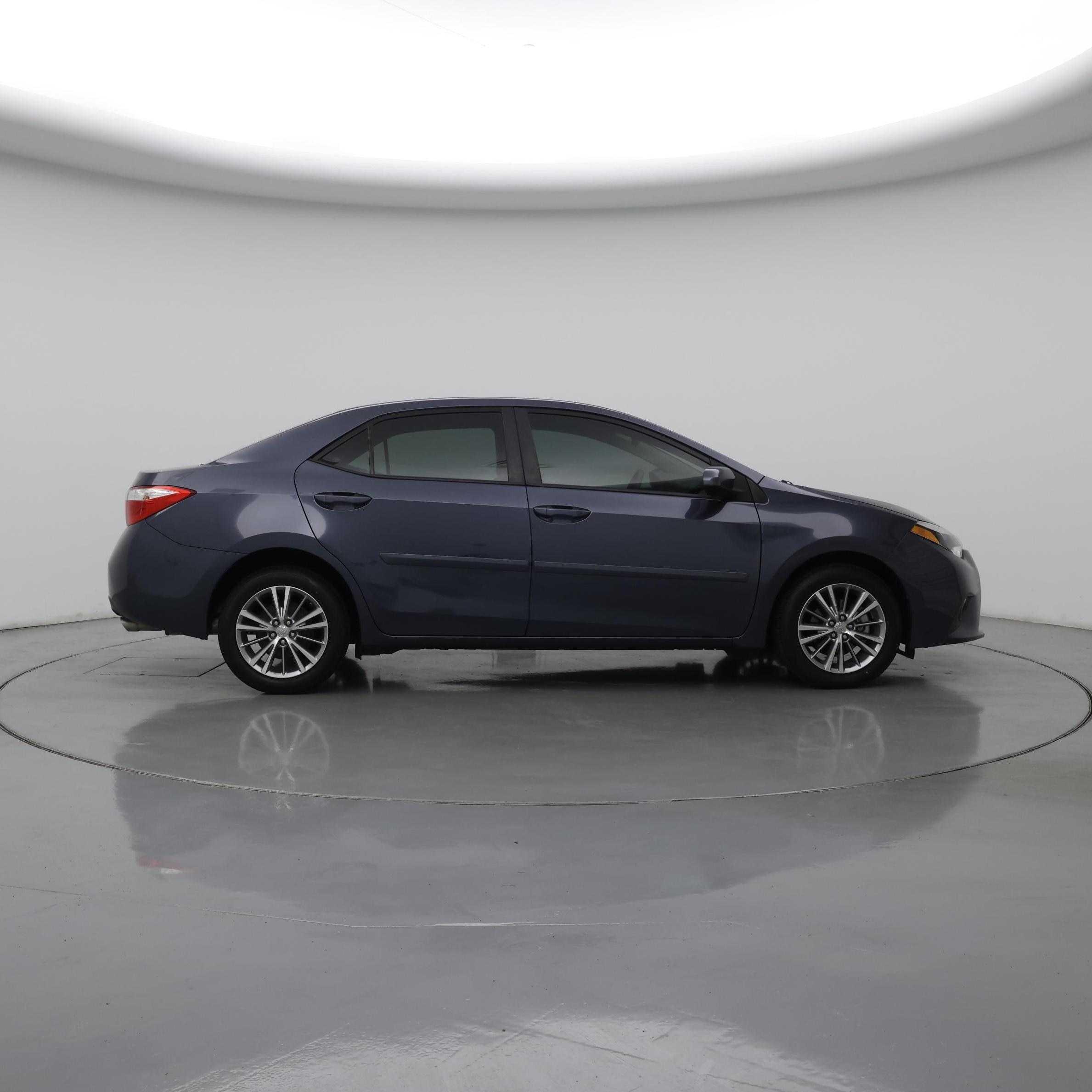 Thumbnail: 2015 Toyota Corolla - 7