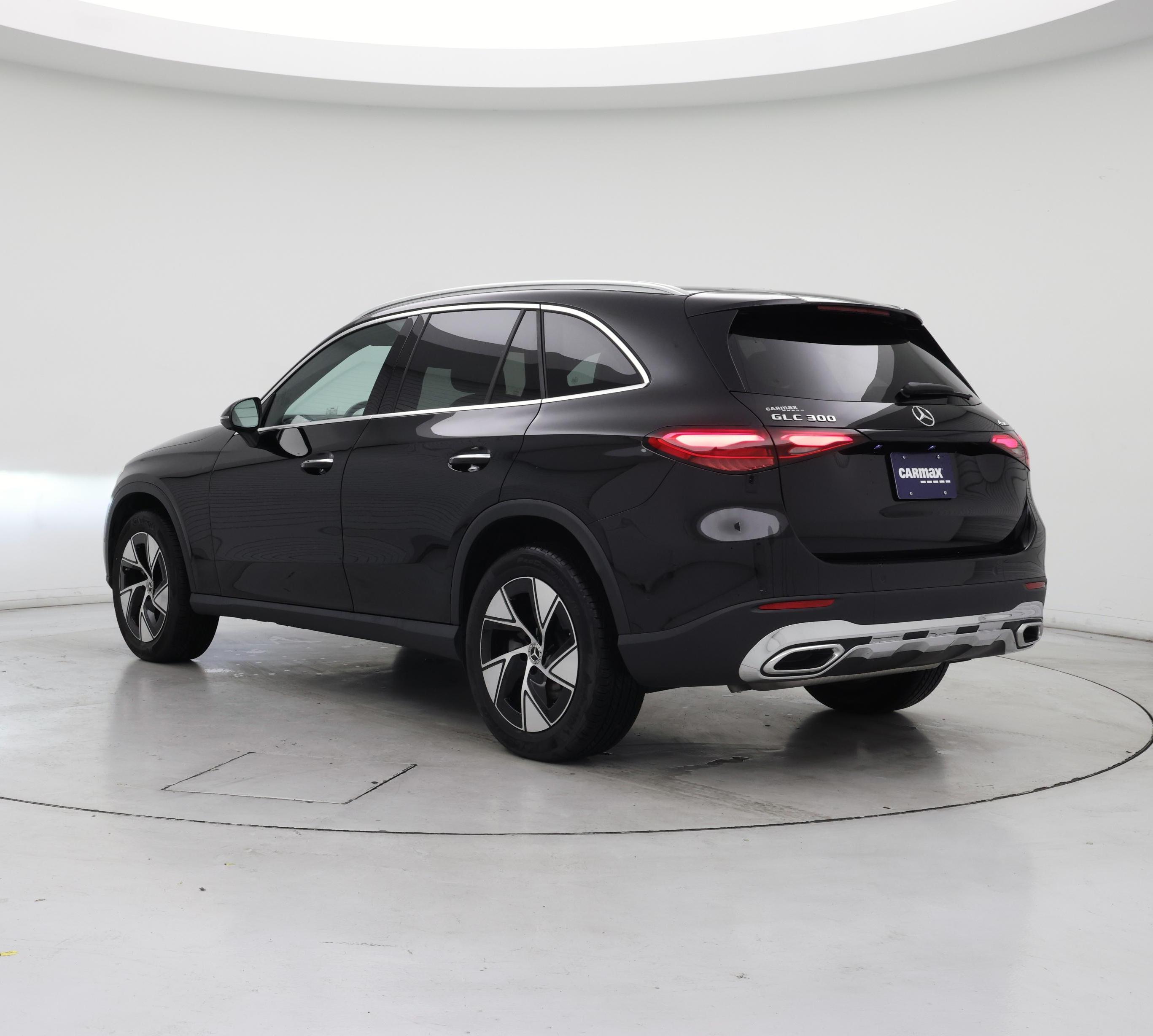 Thumbnail: 2024 Mercedes-Benz GLC - 2