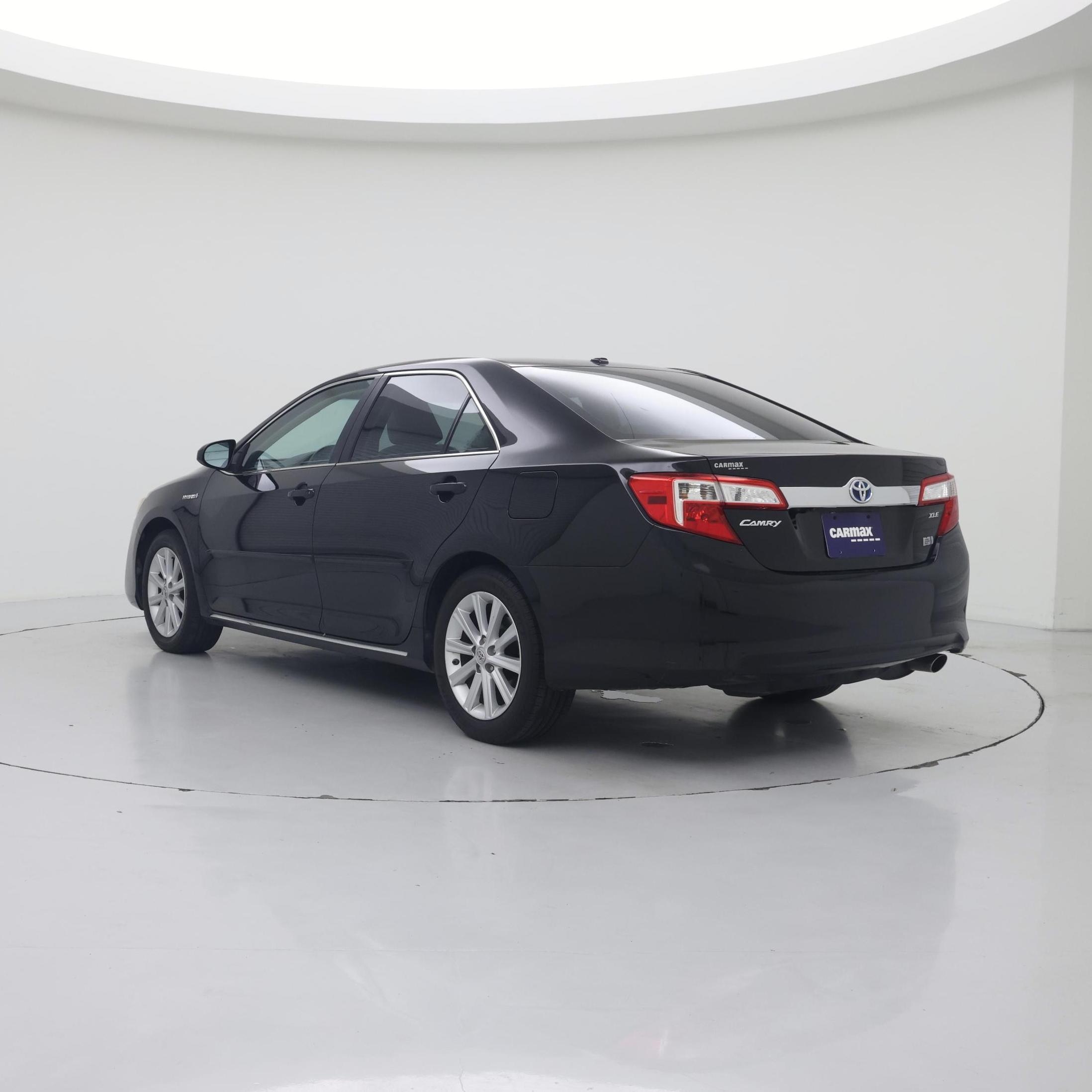 Thumbnail: 2014 Toyota Camry - 2