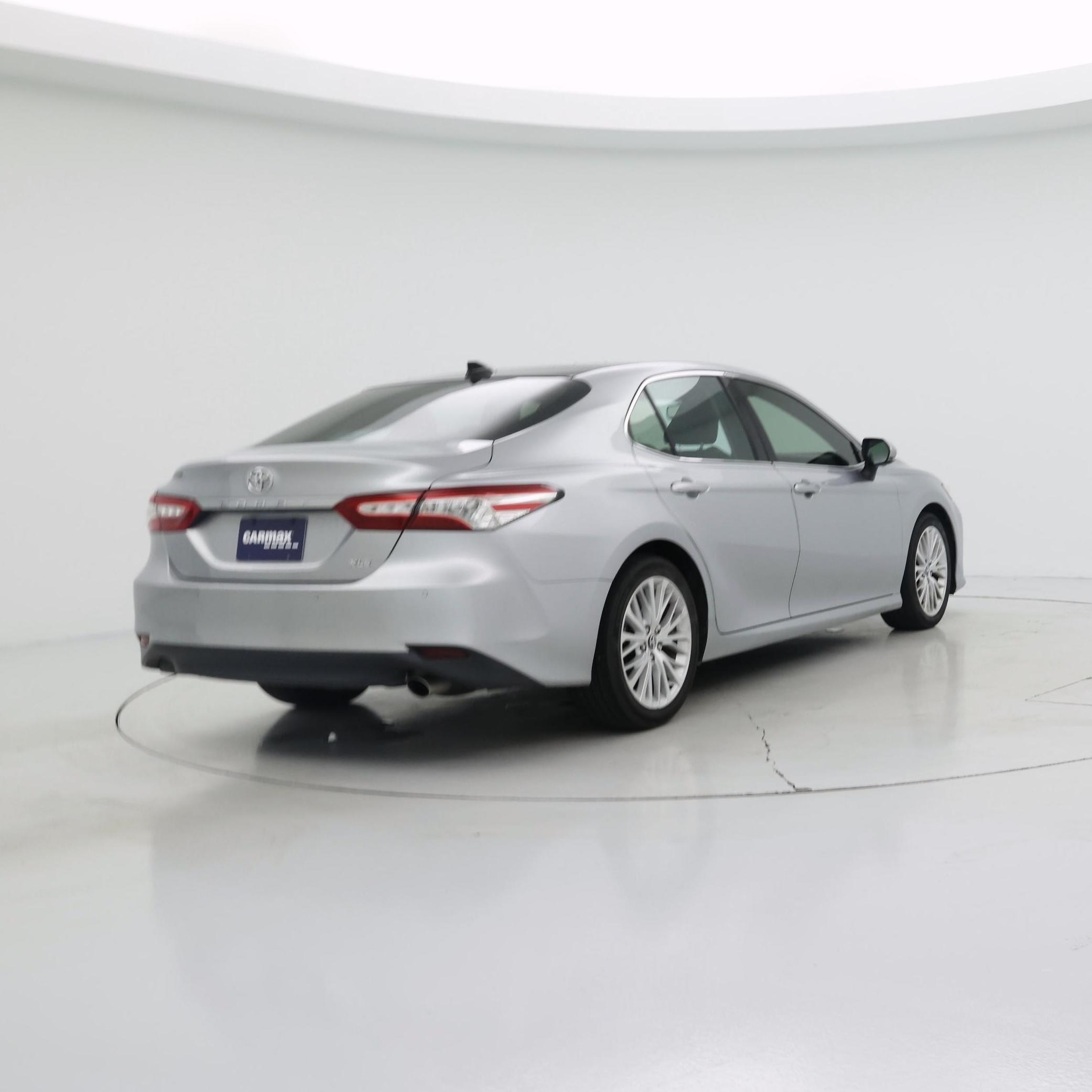 Thumbnail: 2018 Toyota Camry - 8
