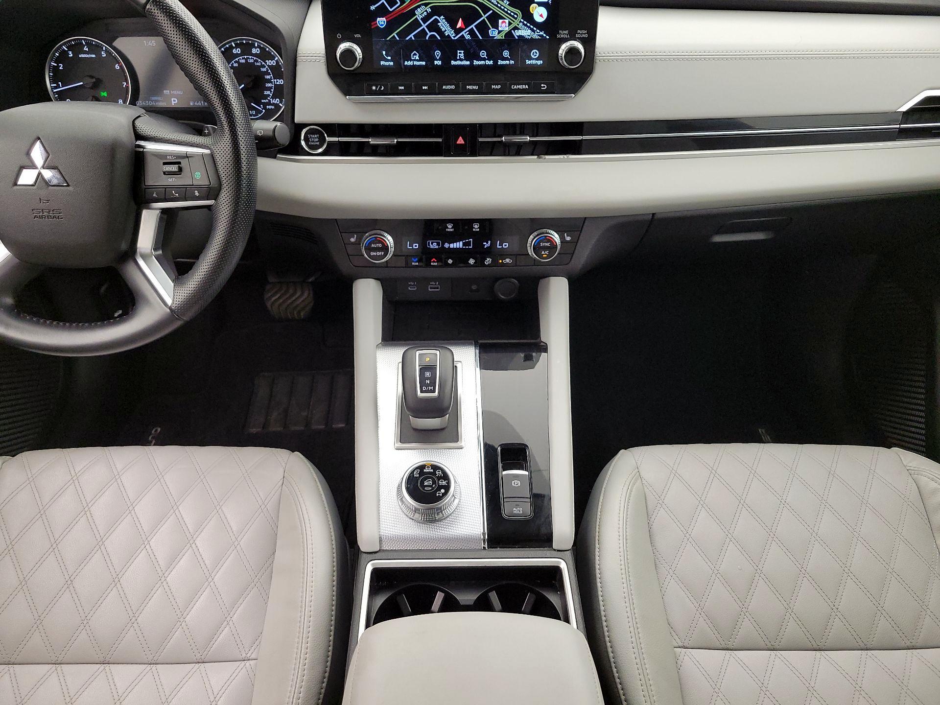 Thumbnail: 2022 Mitsubishi Outlander - 18