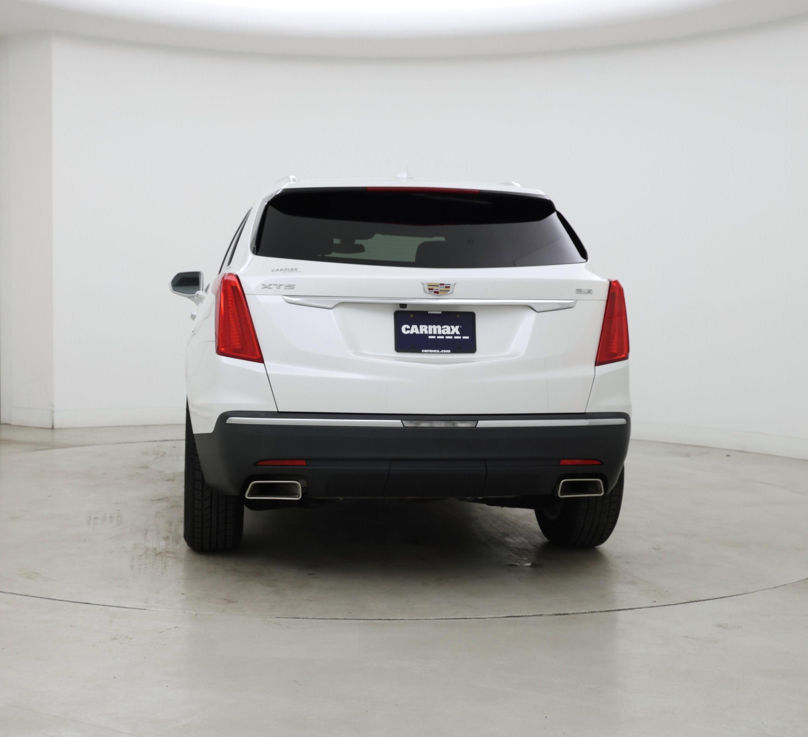Thumbnail: 2017 Cadillac XT5 - 6