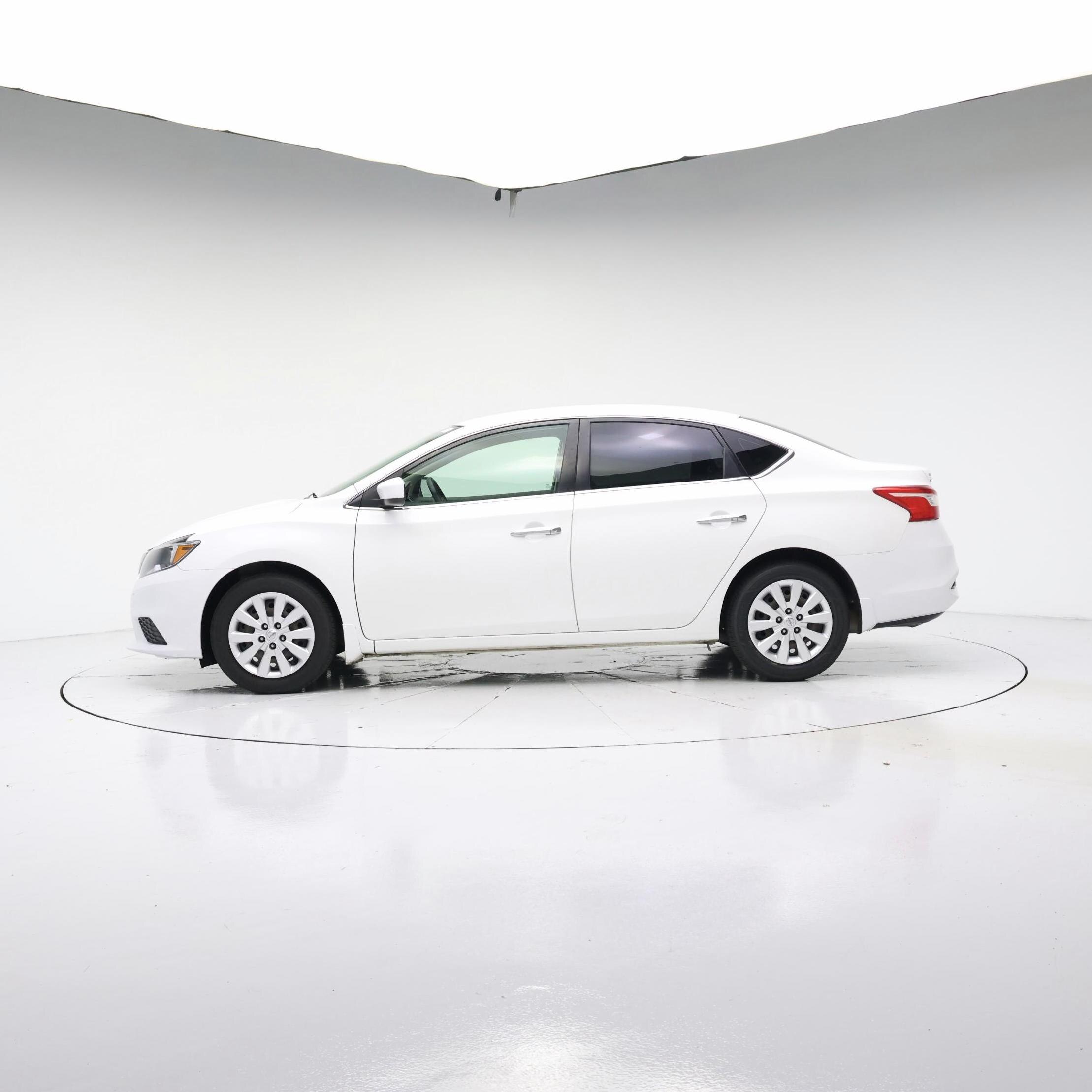 Thumbnail: 2019 Nissan Sentra - 3