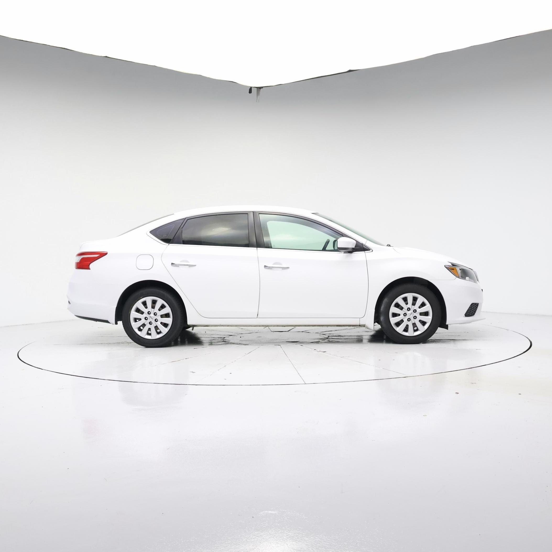 Thumbnail: 2019 Nissan Sentra - 7