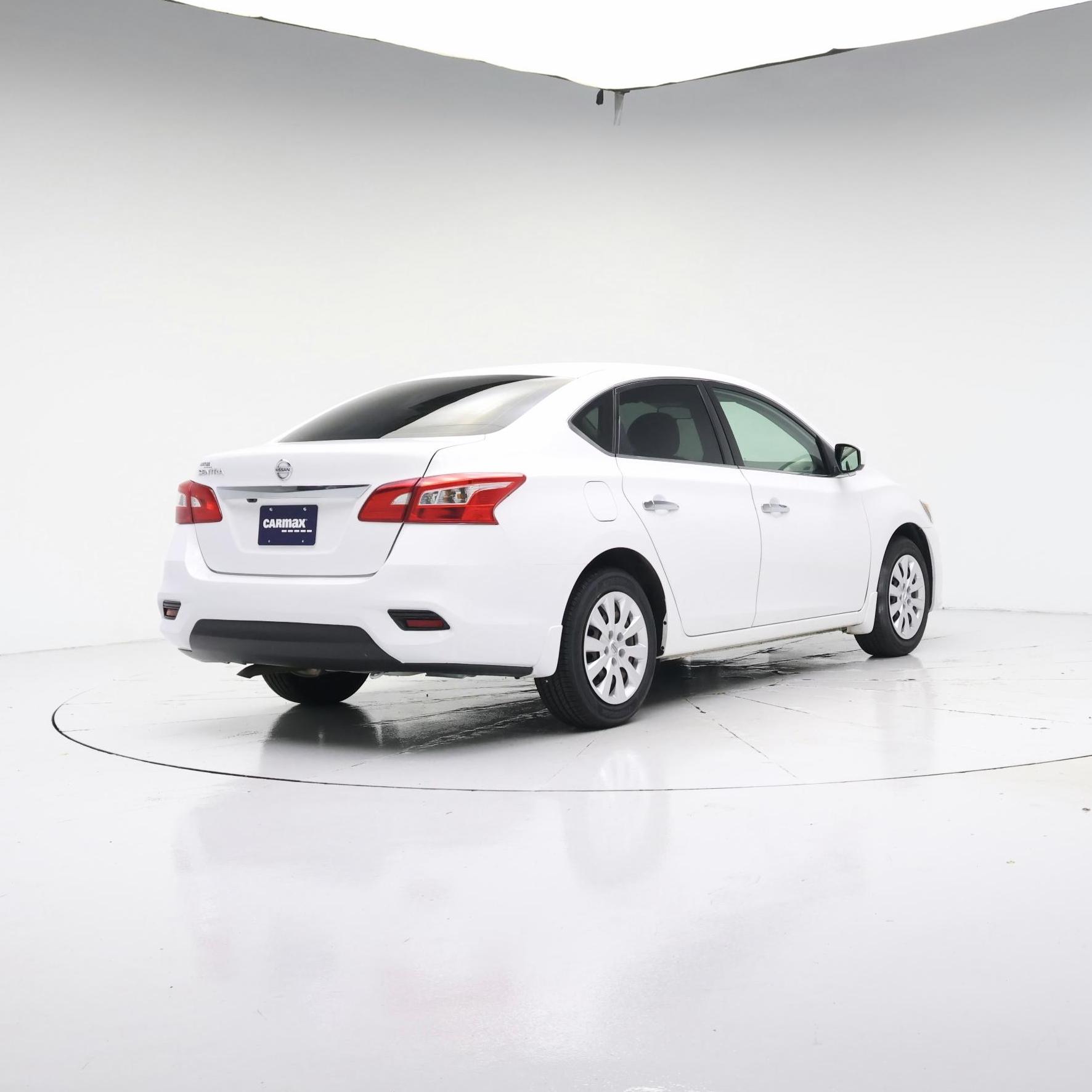 Thumbnail: 2019 Nissan Sentra - 8
