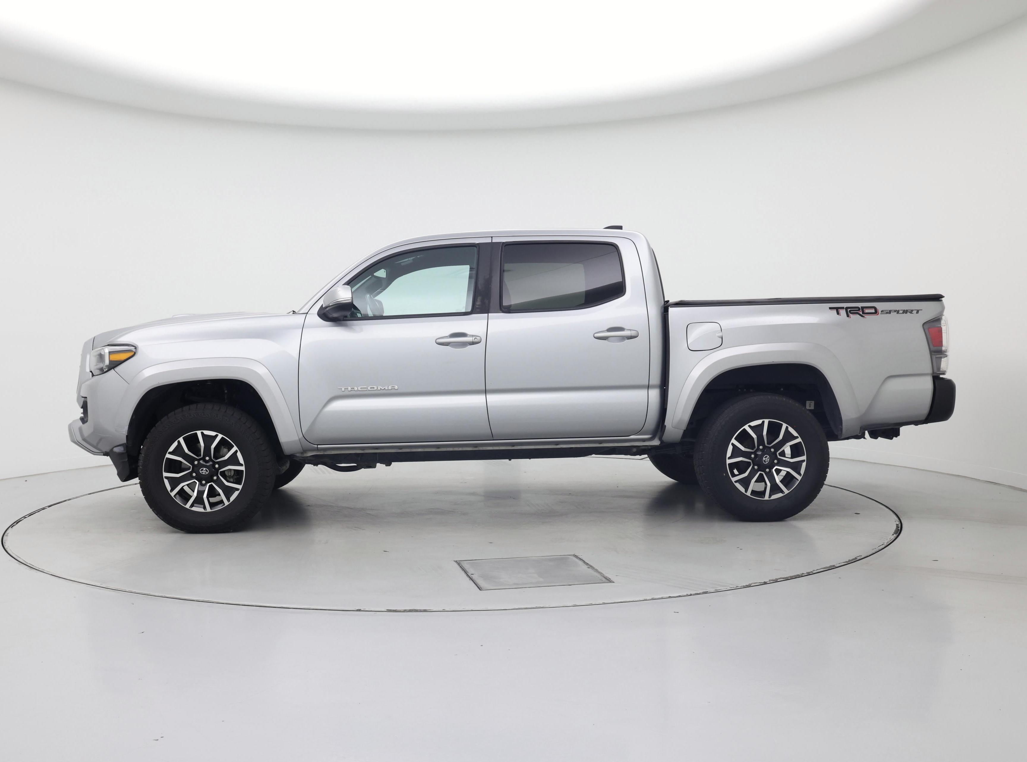Thumbnail: 2023 Toyota Tacoma - 3