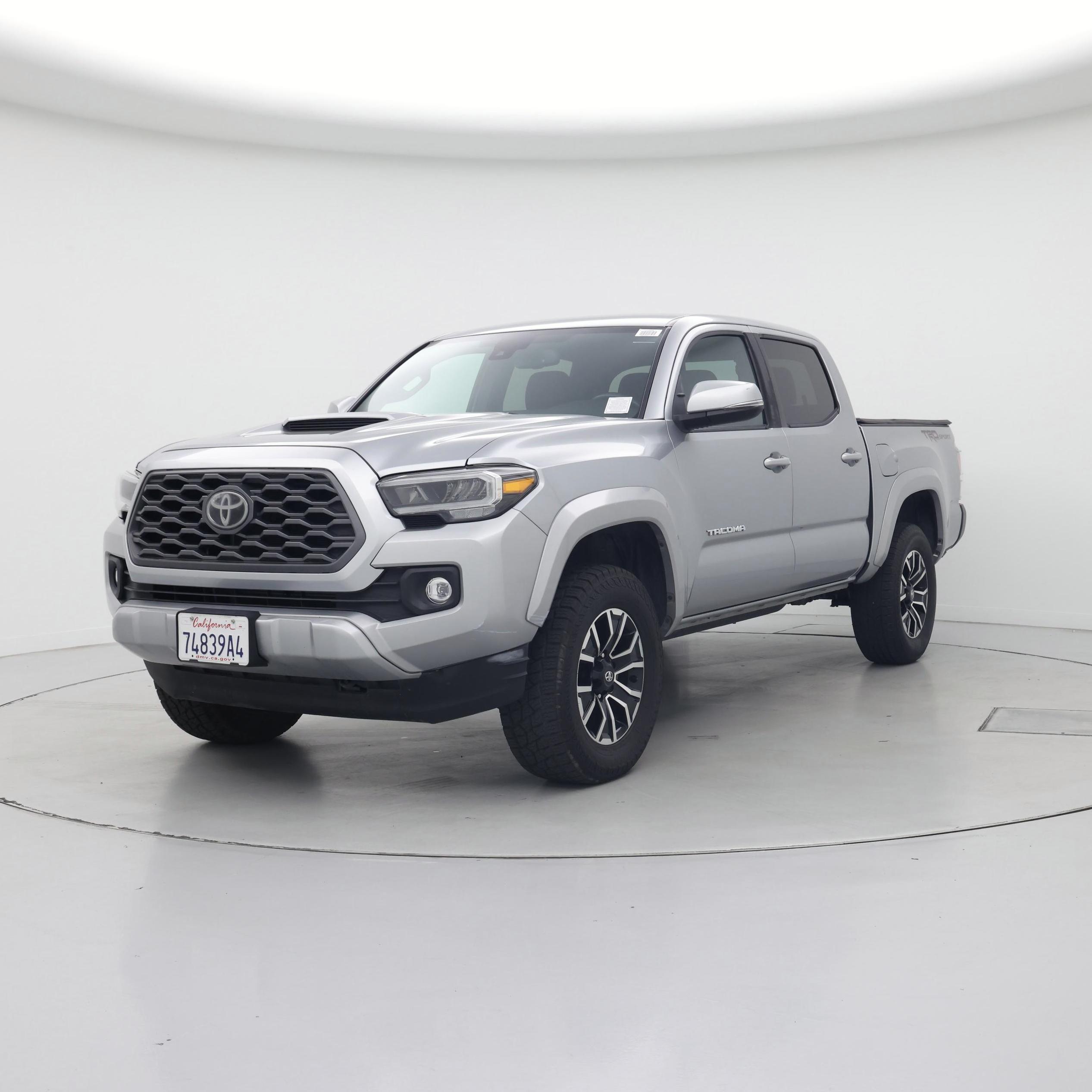 Thumbnail: 2023 Toyota Tacoma - 4