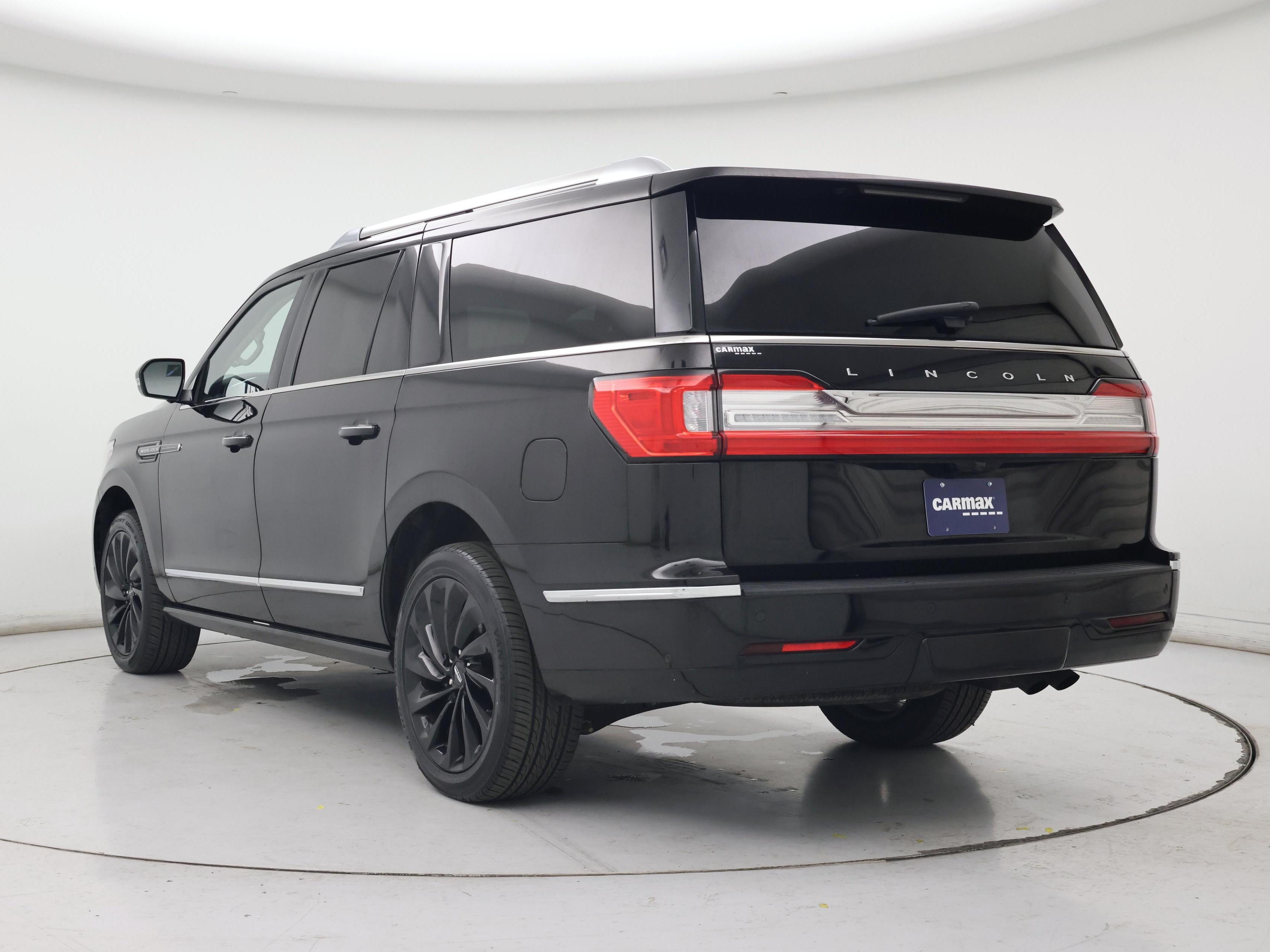 Thumbnail: 2020 Lincoln Navigator L - 2