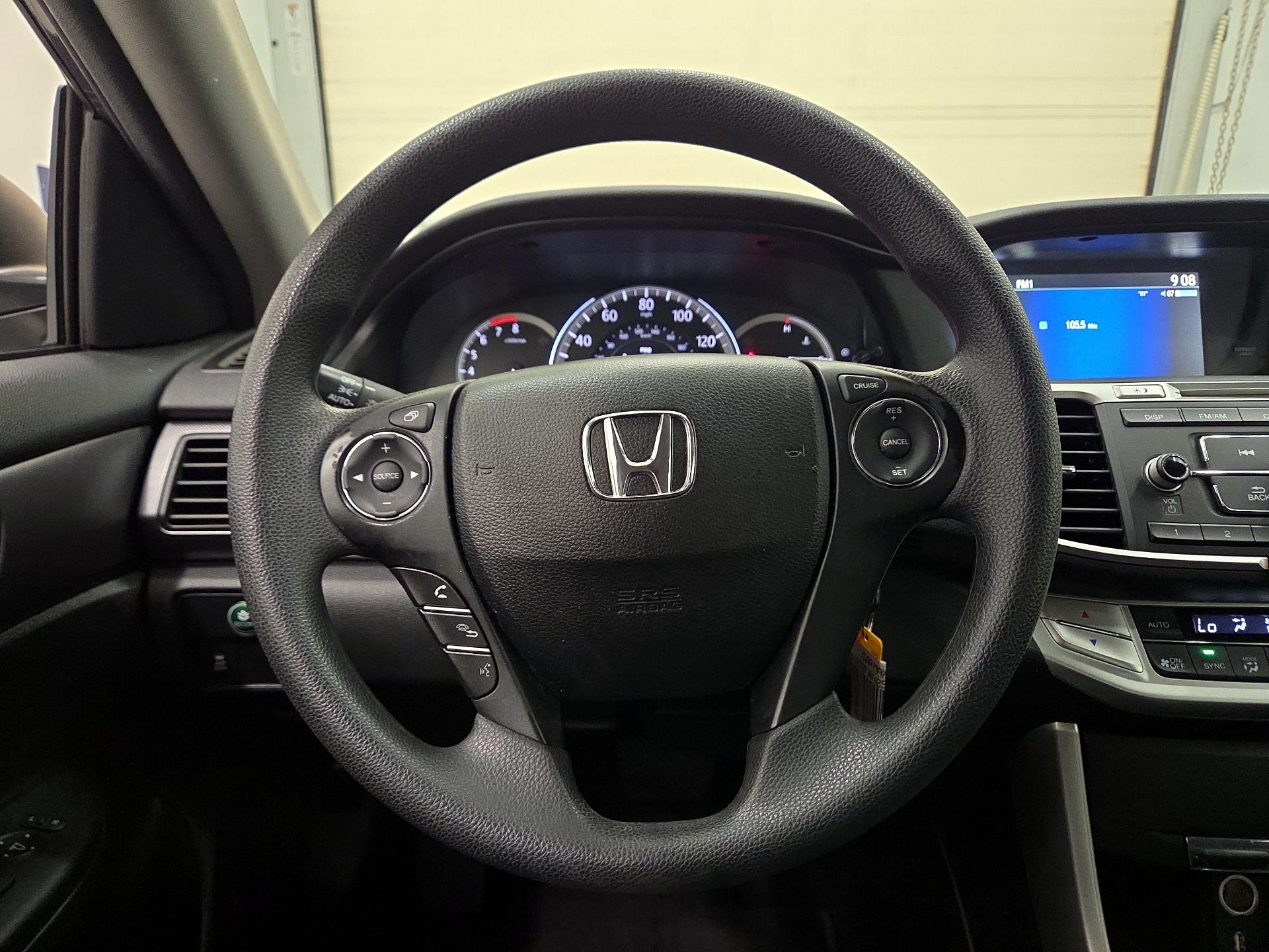 Thumbnail: 2015 Honda Accord - 10