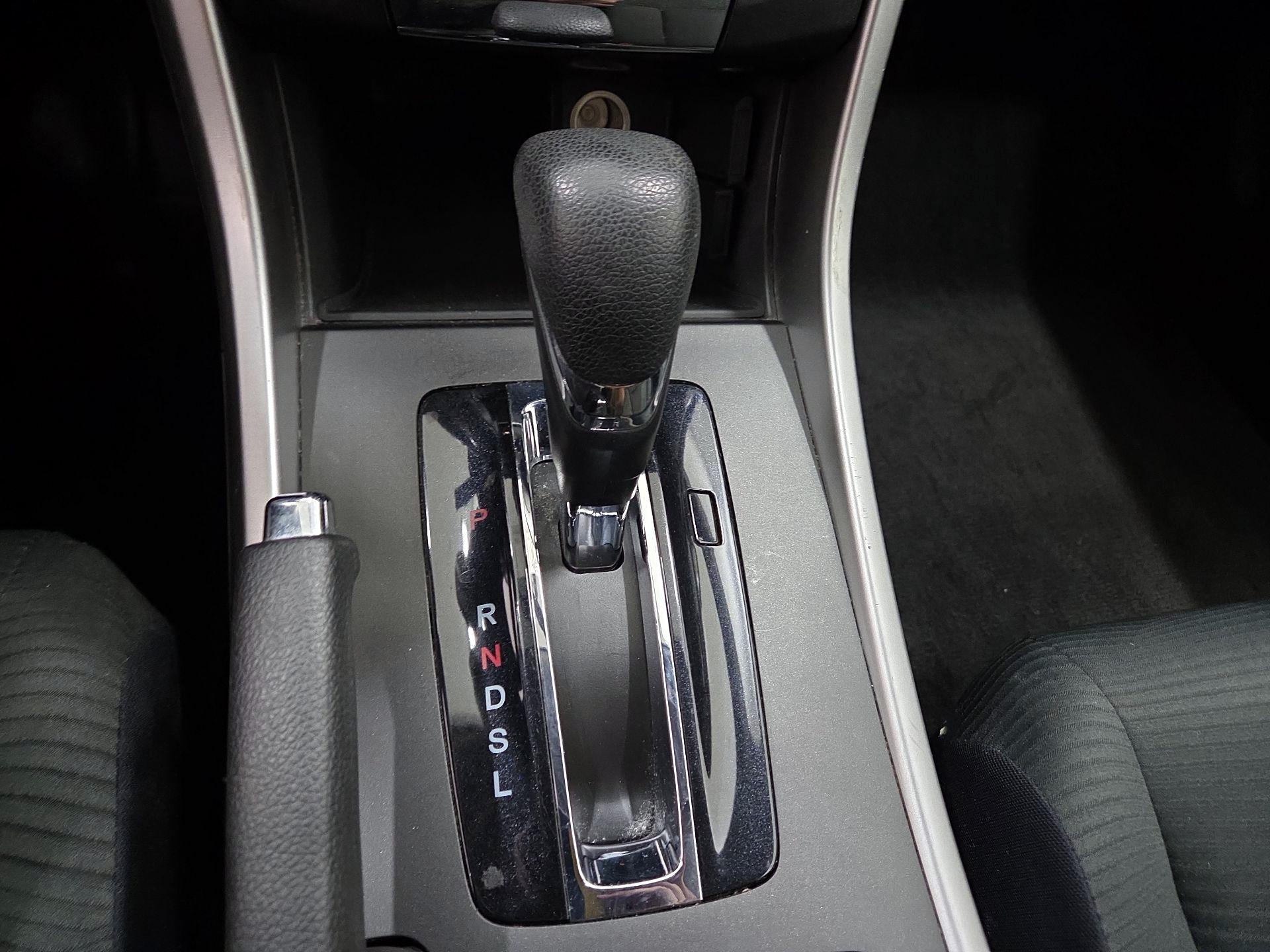 Thumbnail: 2015 Honda Accord - 17