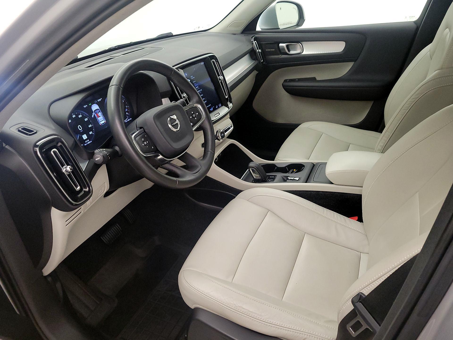 Thumbnail: 2019 Volvo XC40 - 11