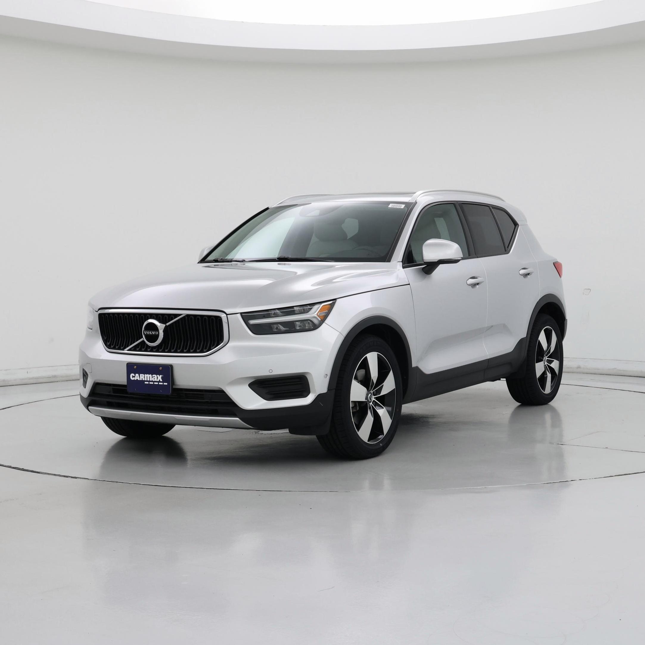 Thumbnail: 2019 Volvo XC40 - 4