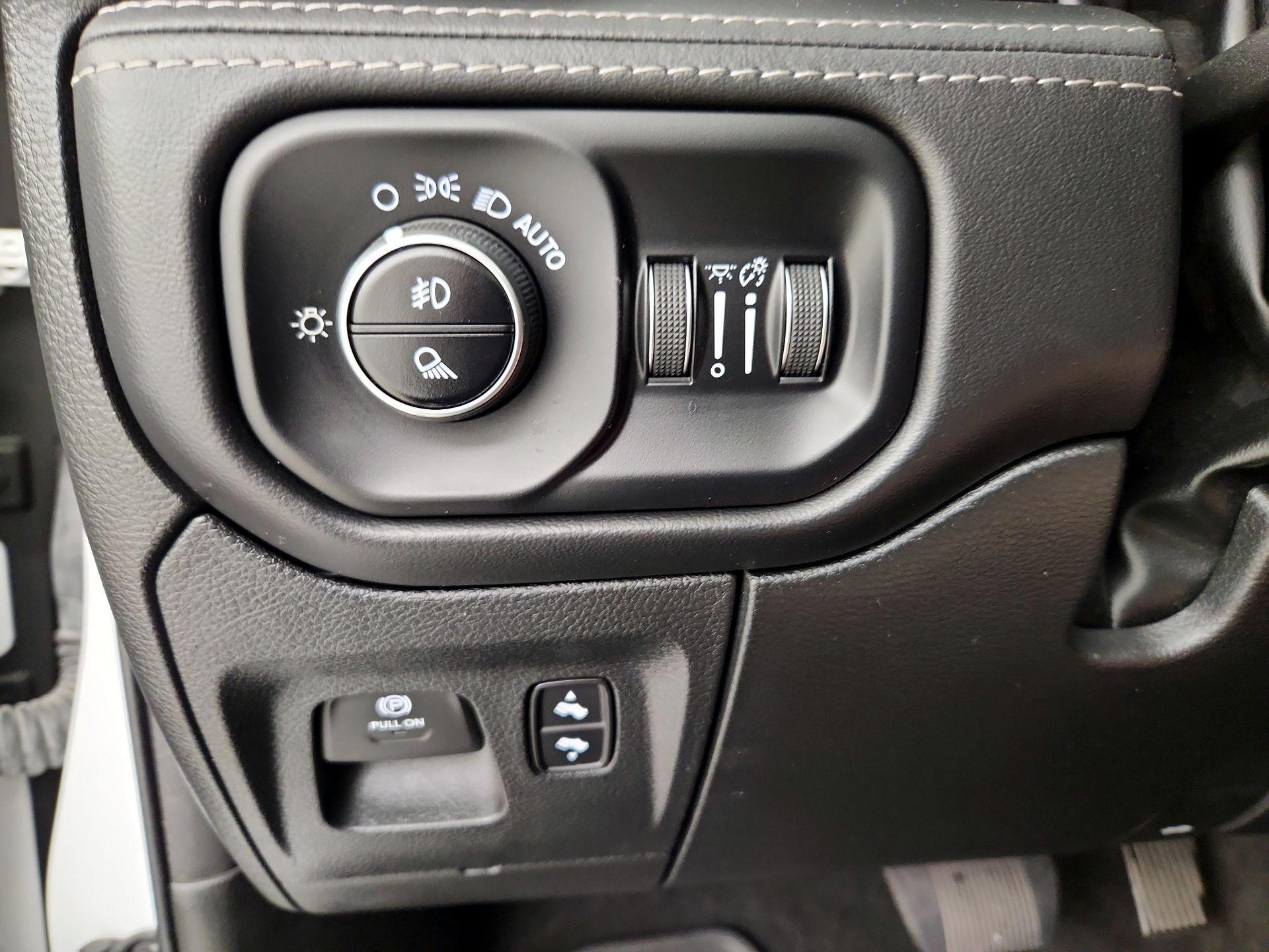 Thumbnail: 2024 RAM 1500 - 13