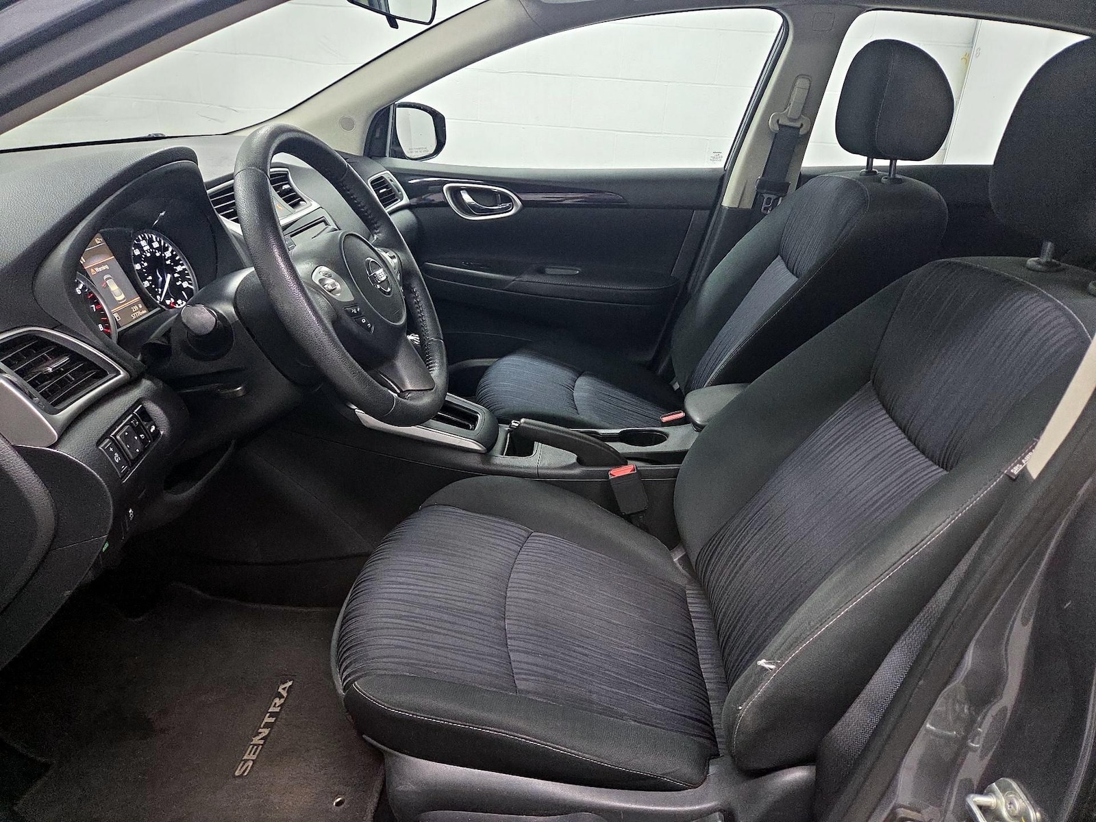 2019 Nissan Sentra SV - Photo 12