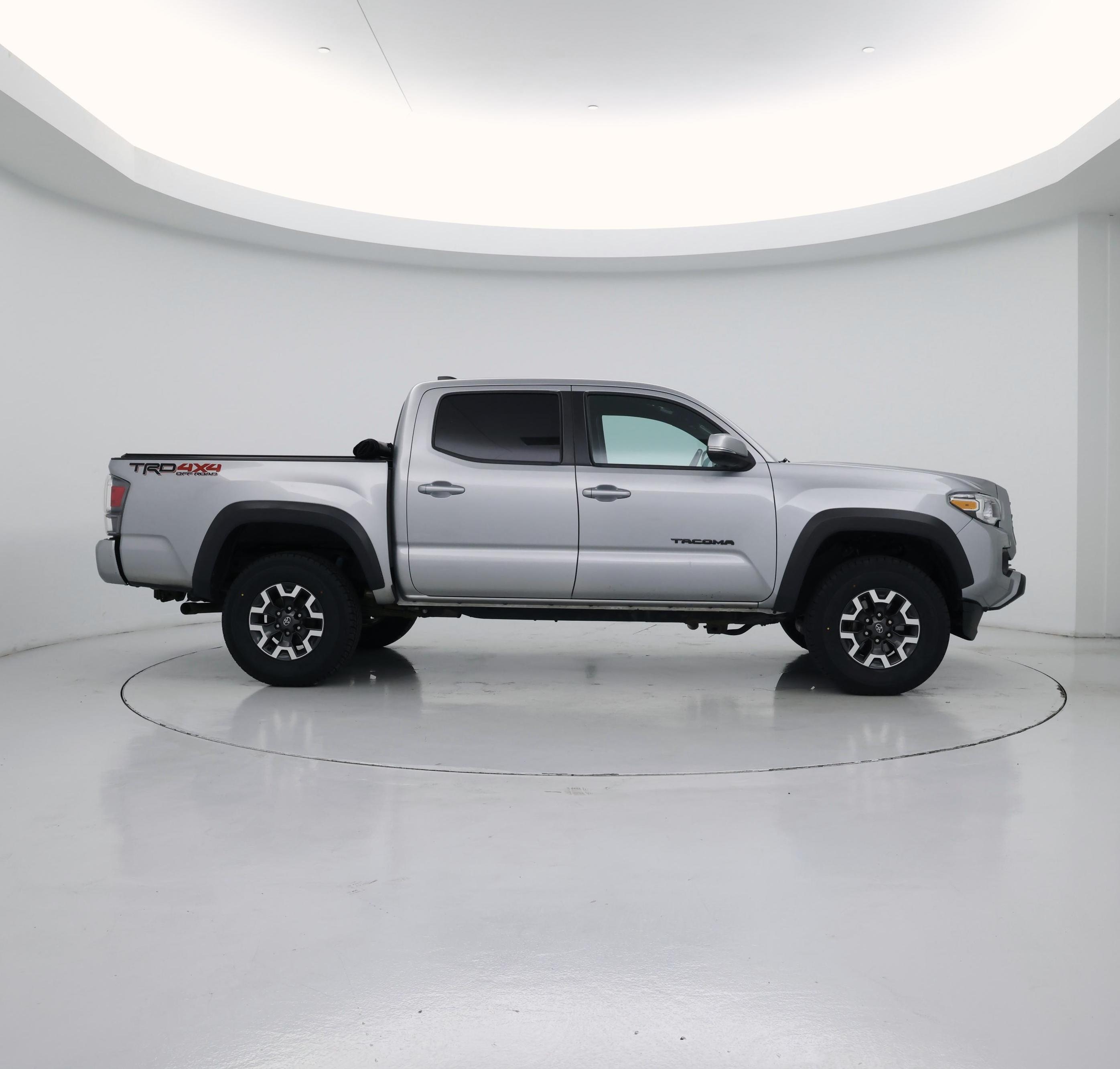 Thumbnail: 2021 Toyota Tacoma - 7