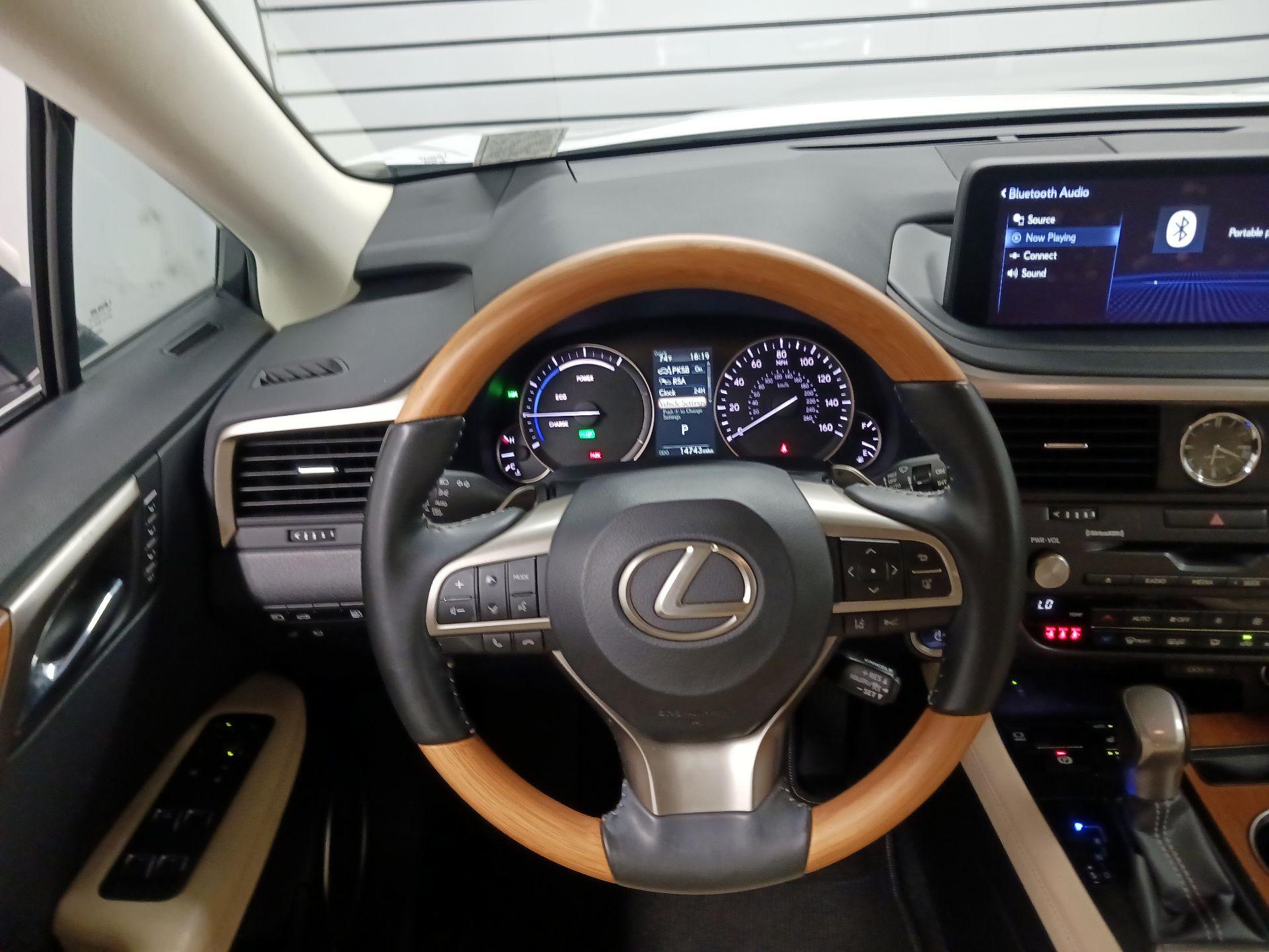 Thumbnail: 2022 Lexus RX - 10