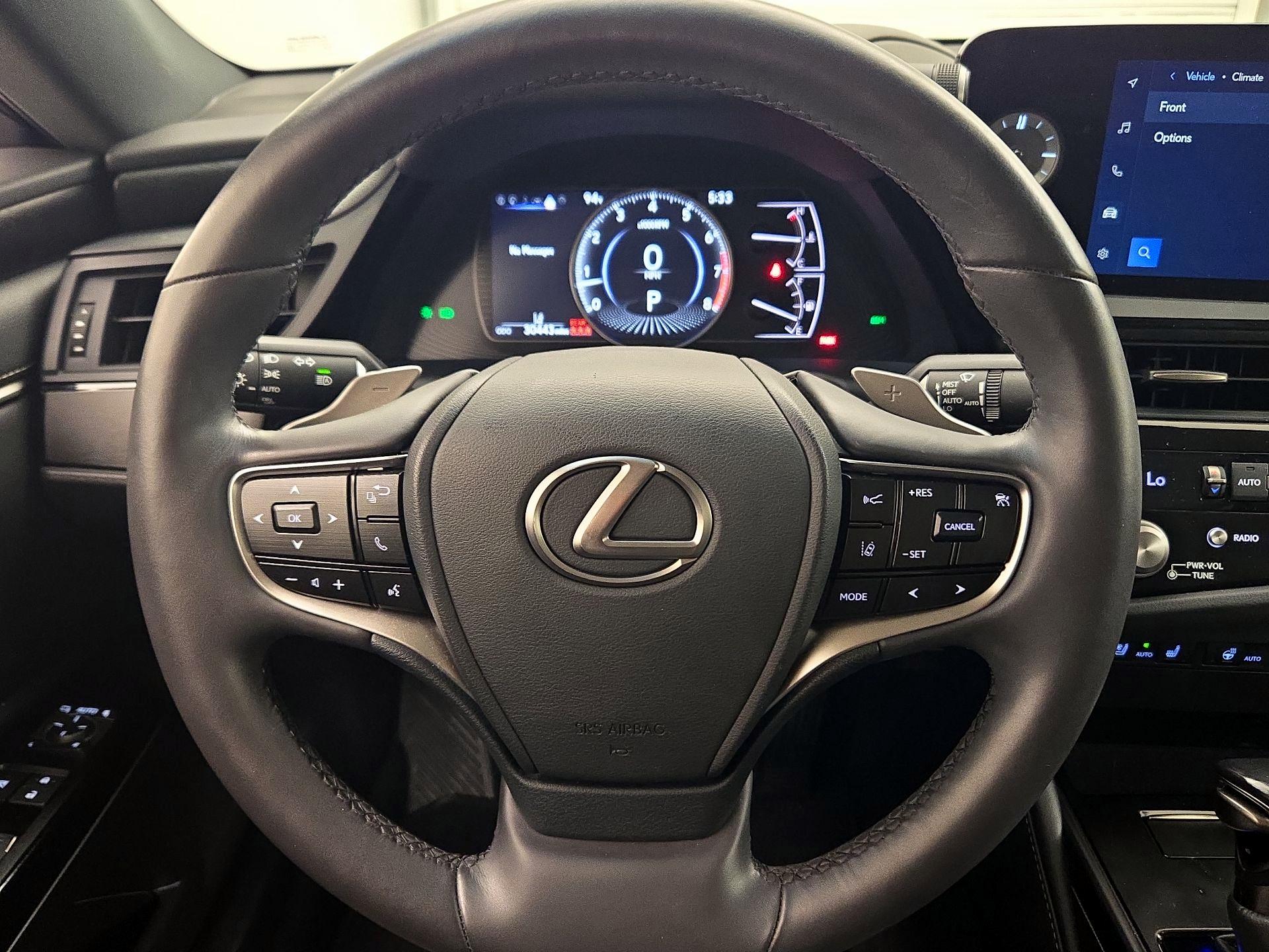 Thumbnail: 2023 Lexus ES - 10