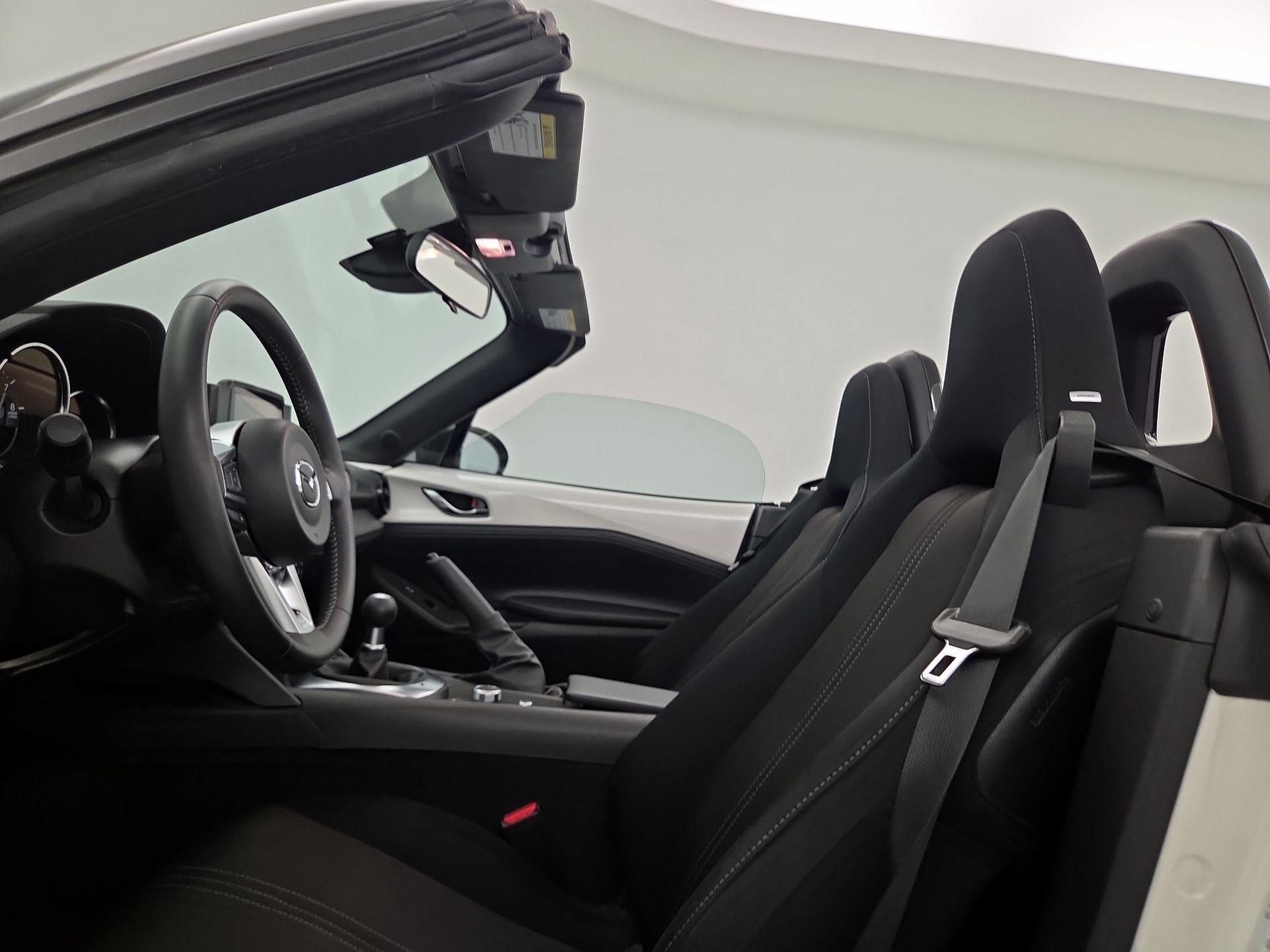 Thumbnail: 2023 Mazda MX-5 Miata - 18