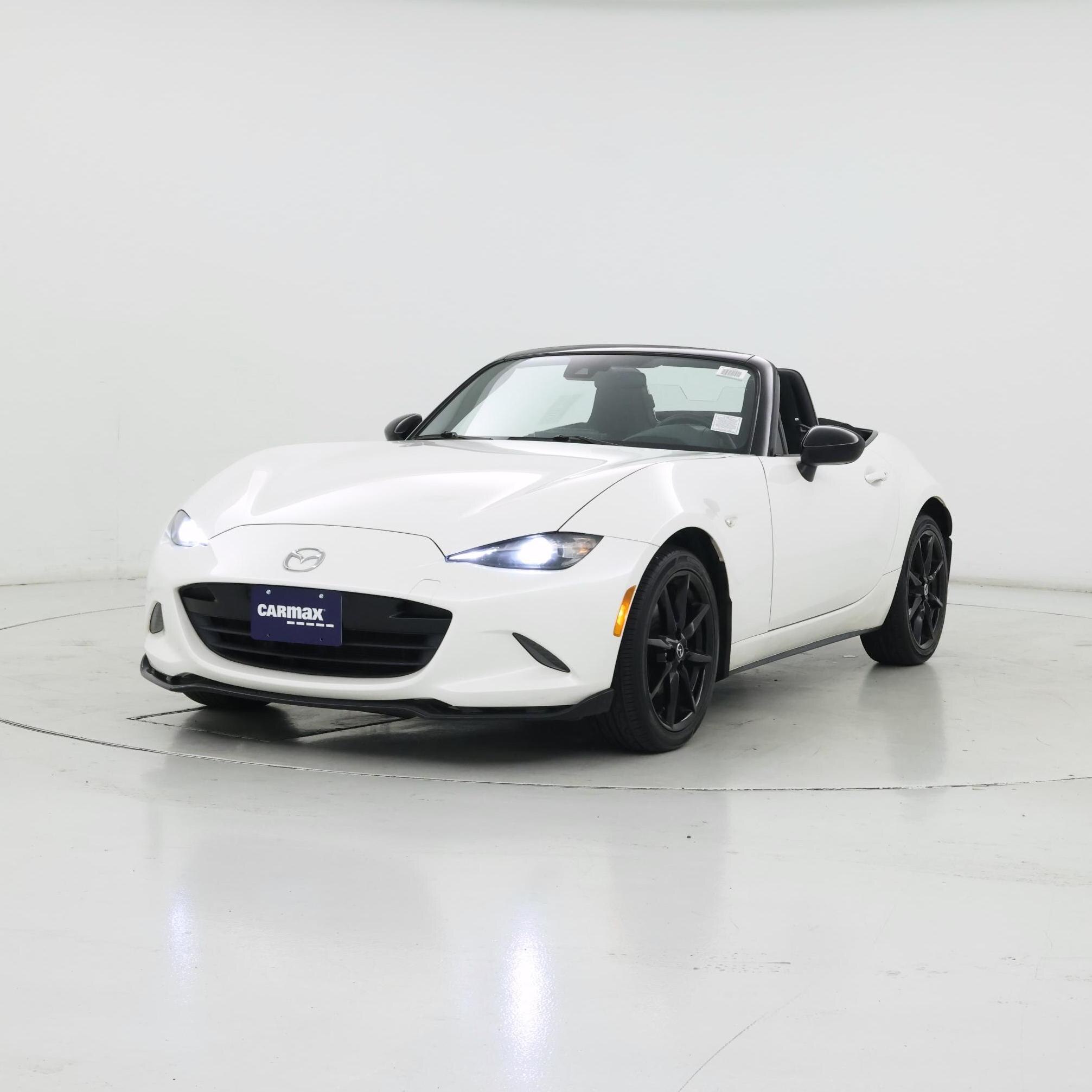 Thumbnail: 2023 Mazda MX-5 Miata - 4