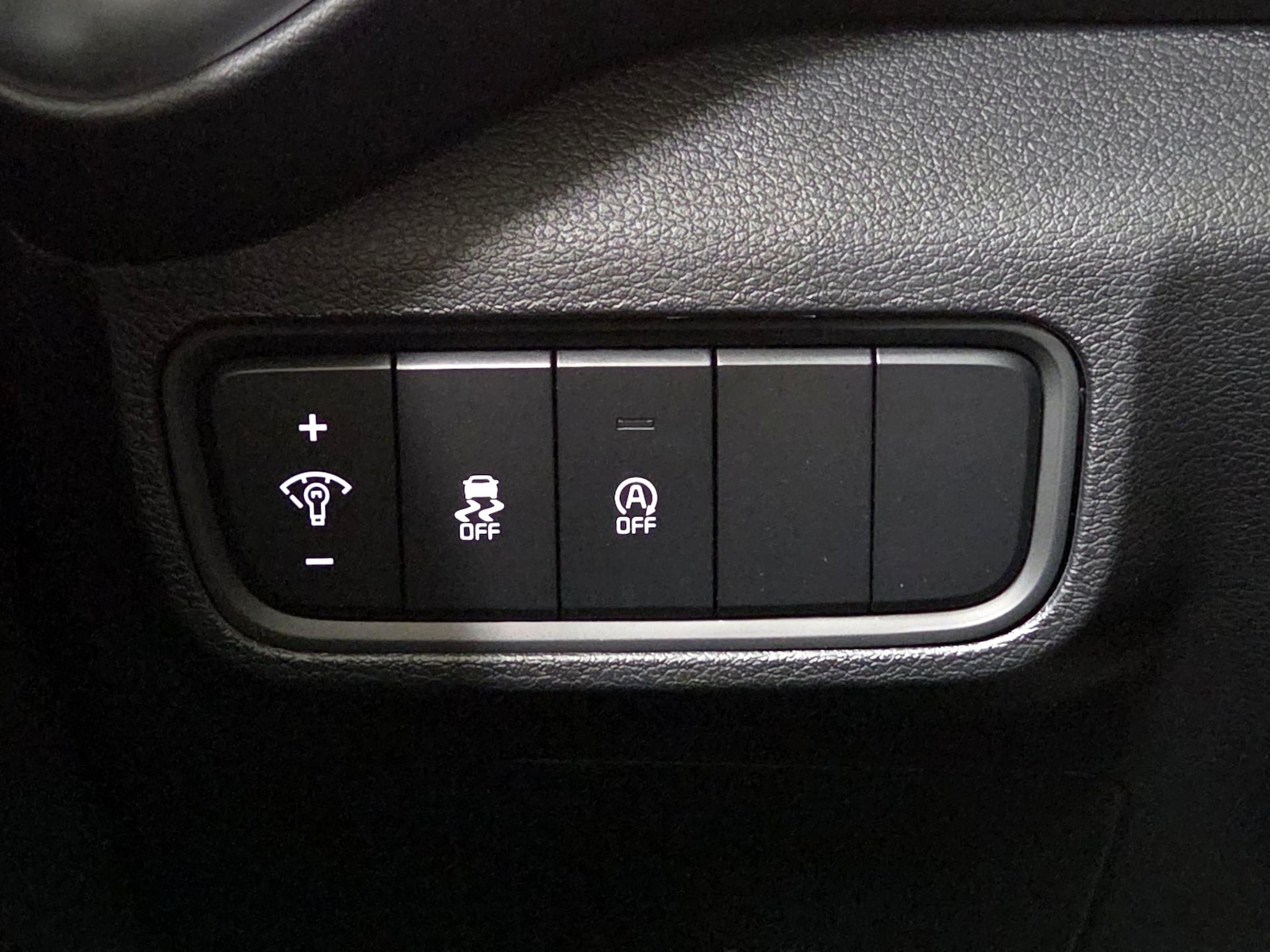 2025 Kia Soul LX - Photo 14