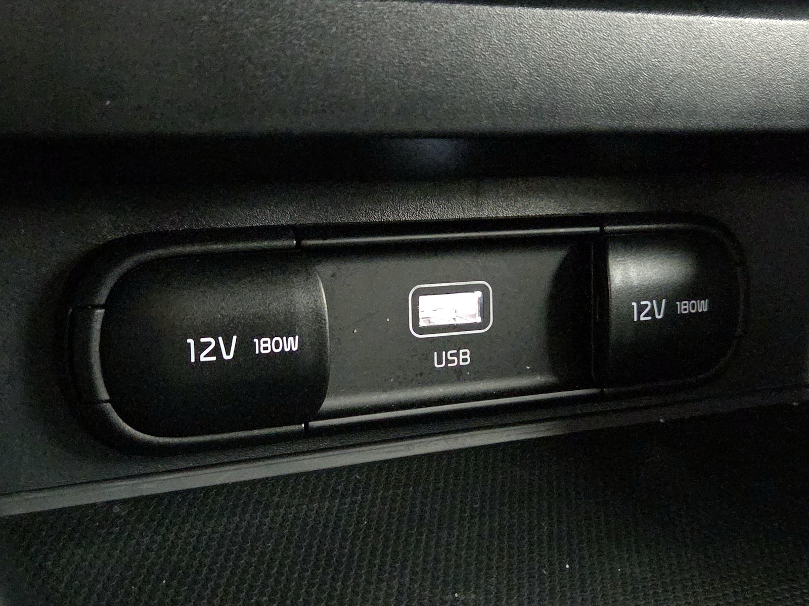 2025 Kia Soul LX - Photo 19