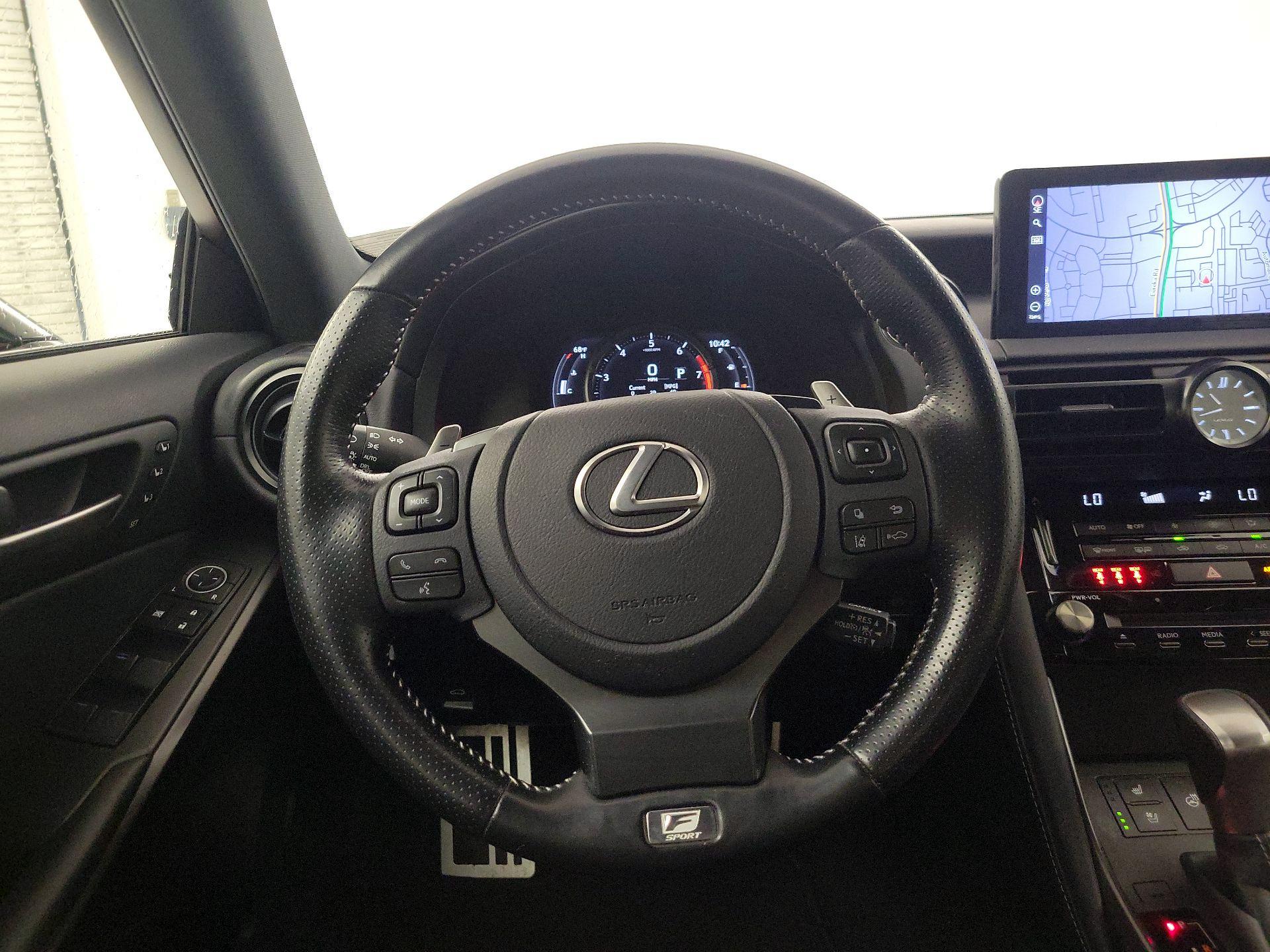 Thumbnail: 2024 Lexus IS - 10