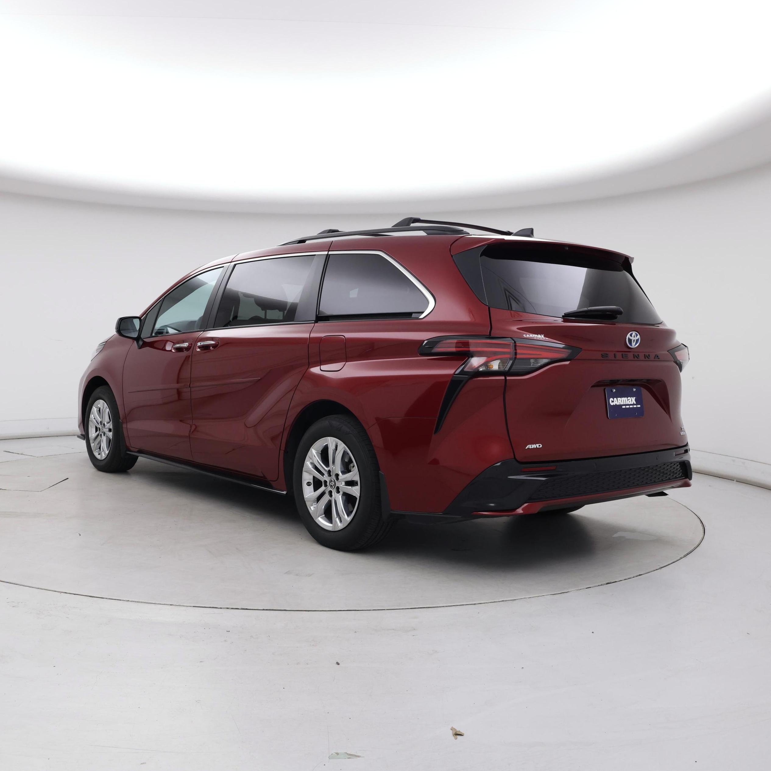 Thumbnail: 2023 Toyota Sienna - 2