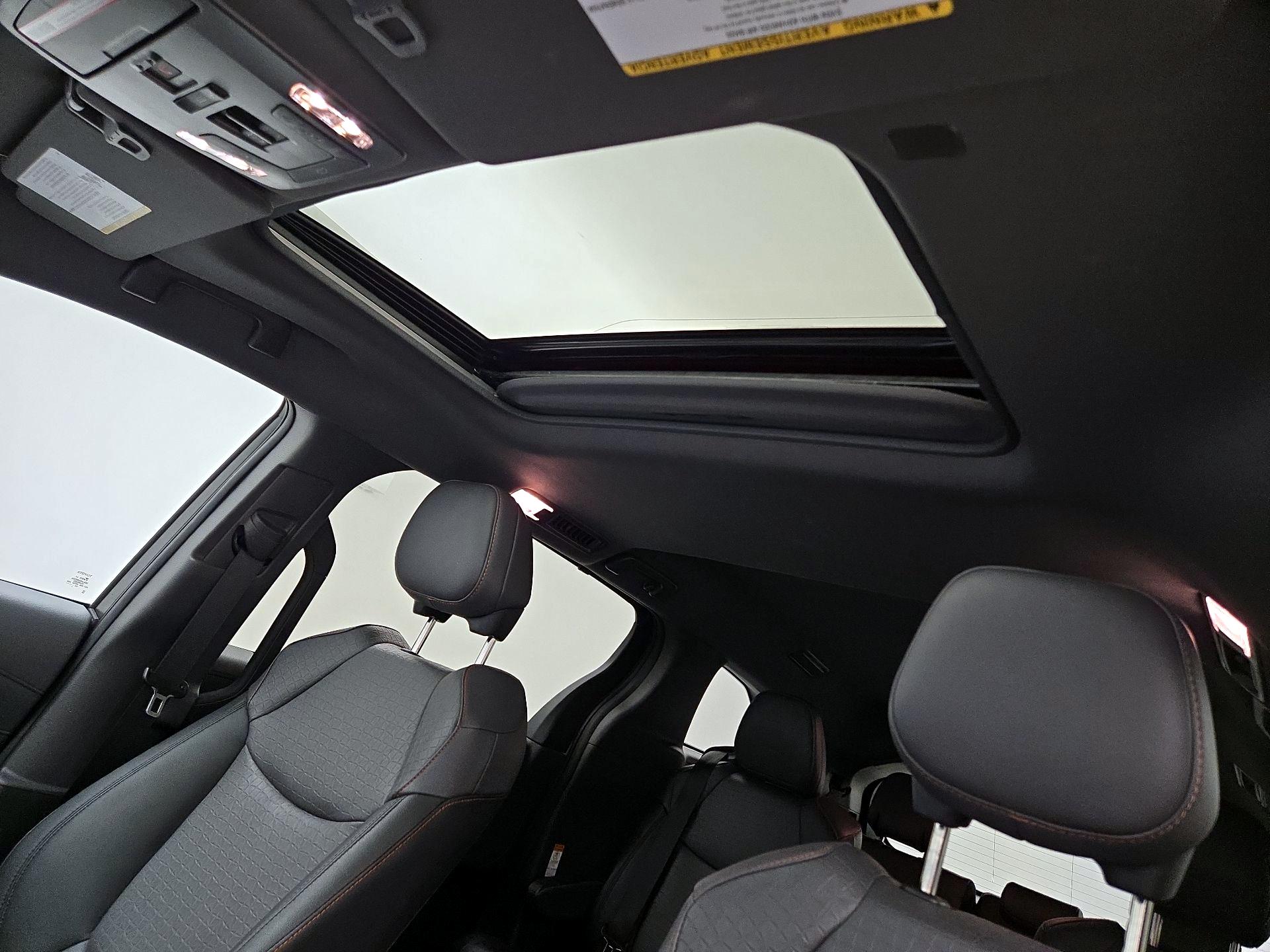 Thumbnail: 2023 Toyota Sienna - 20