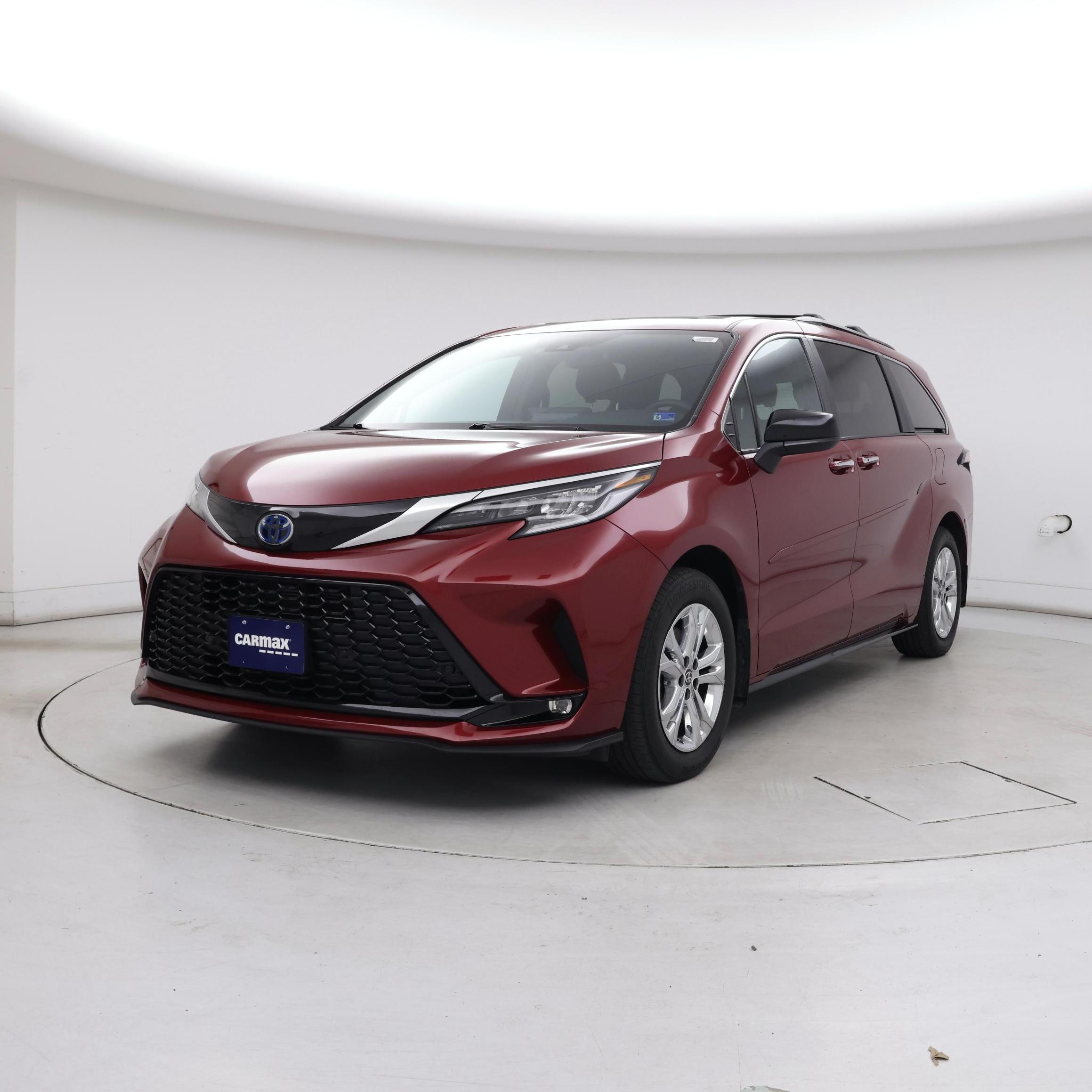 Thumbnail: 2023 Toyota Sienna - 4