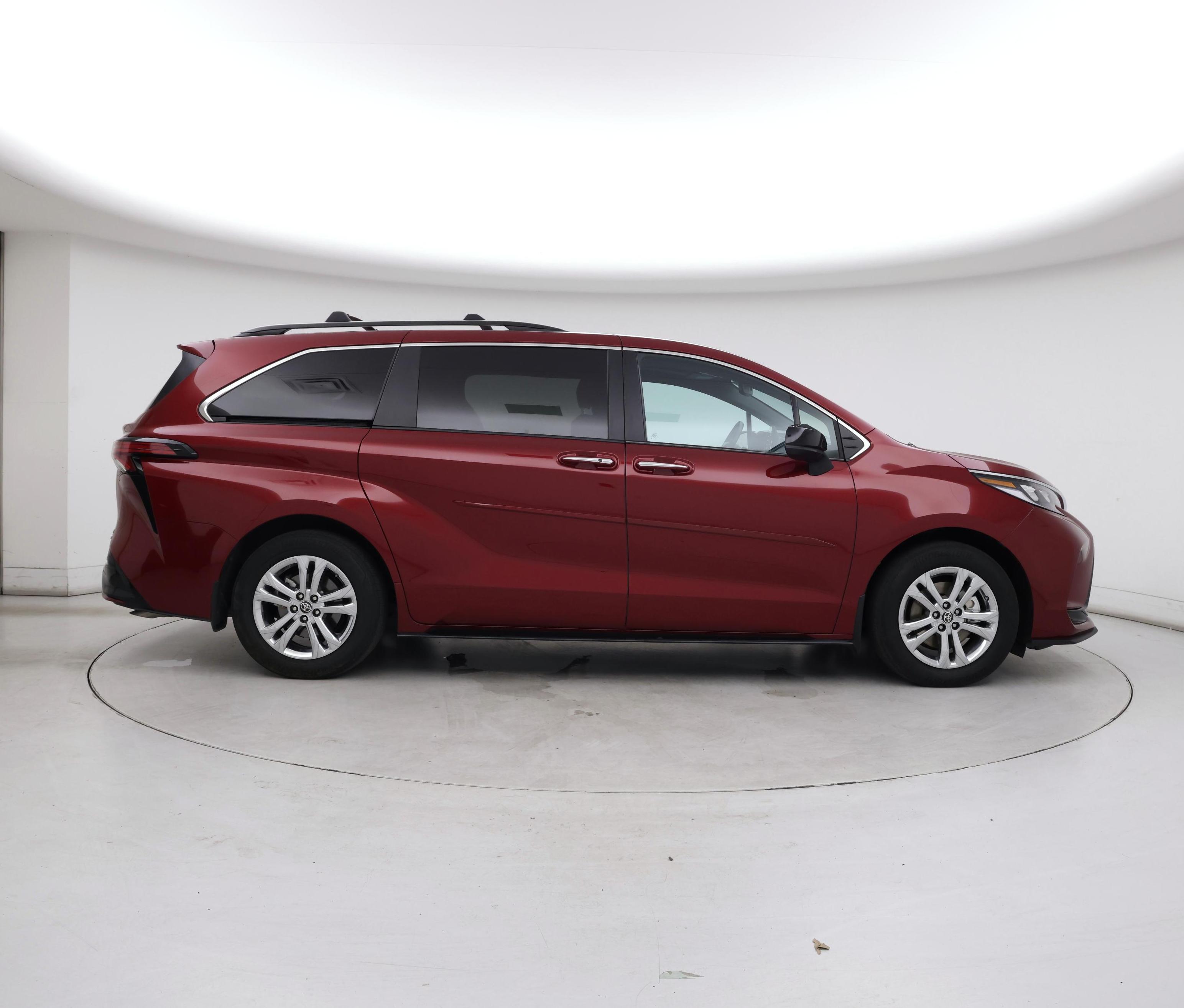 Thumbnail: 2023 Toyota Sienna - 7