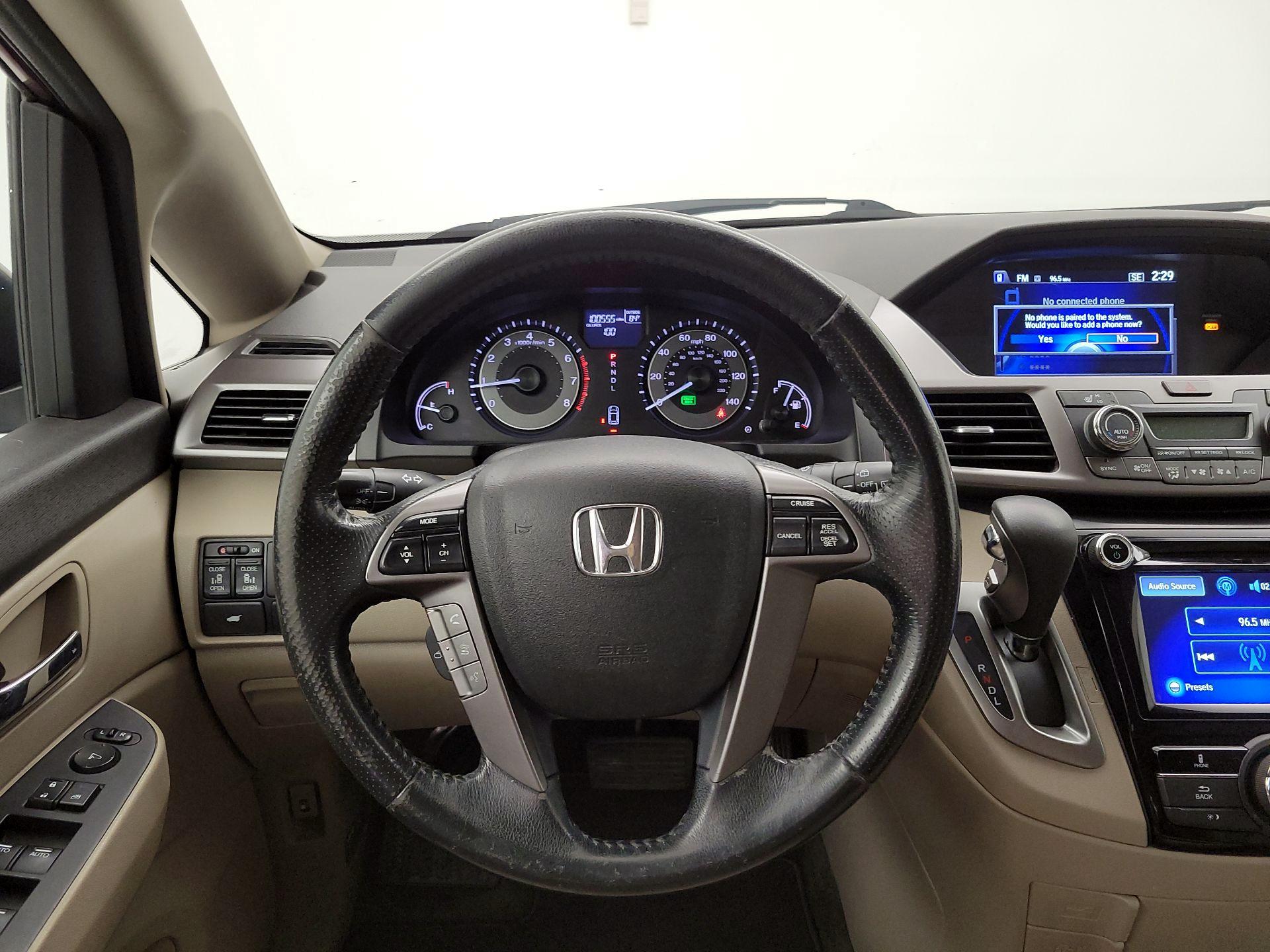 Thumbnail: 2015 Honda Odyssey - 10