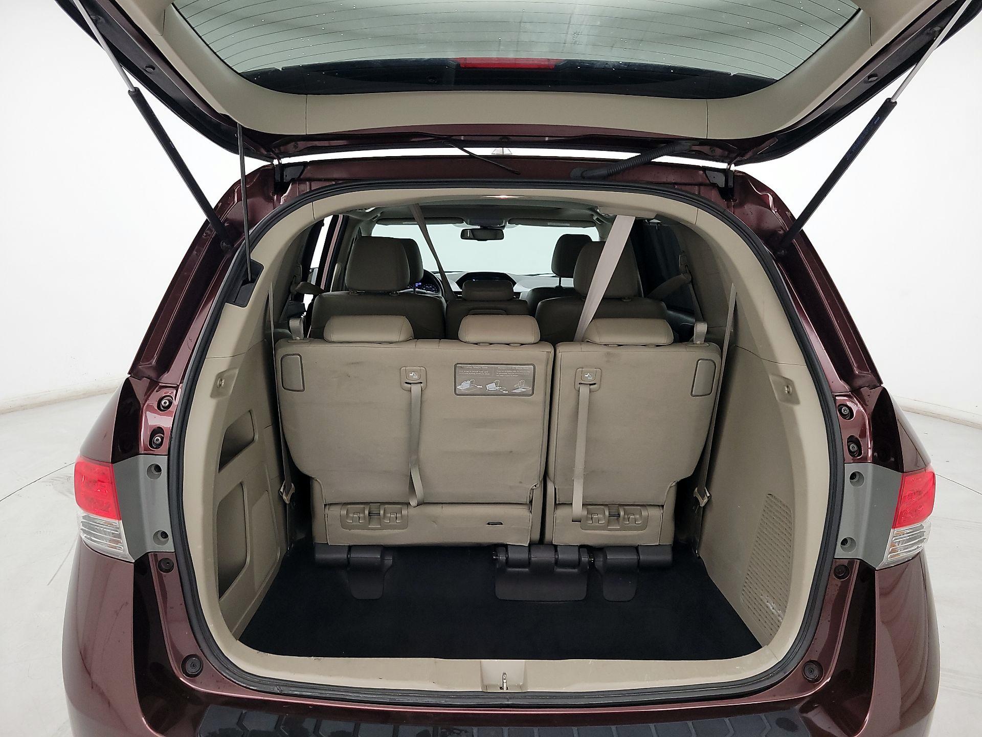 Thumbnail: 2015 Honda Odyssey - 20