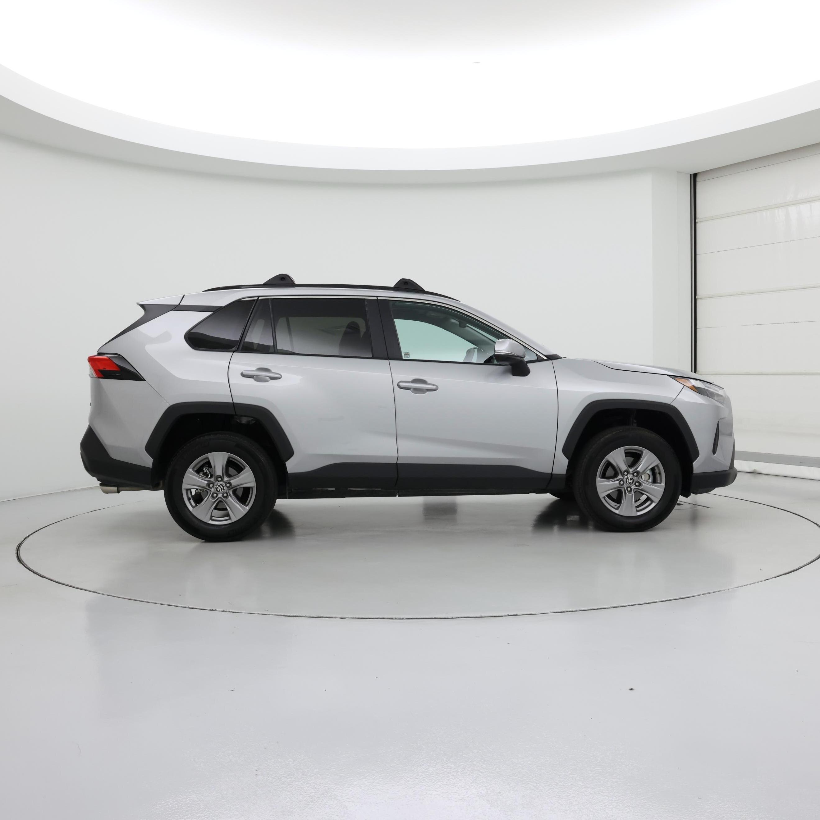 Thumbnail: 2025 Toyota RAV4 - 7
