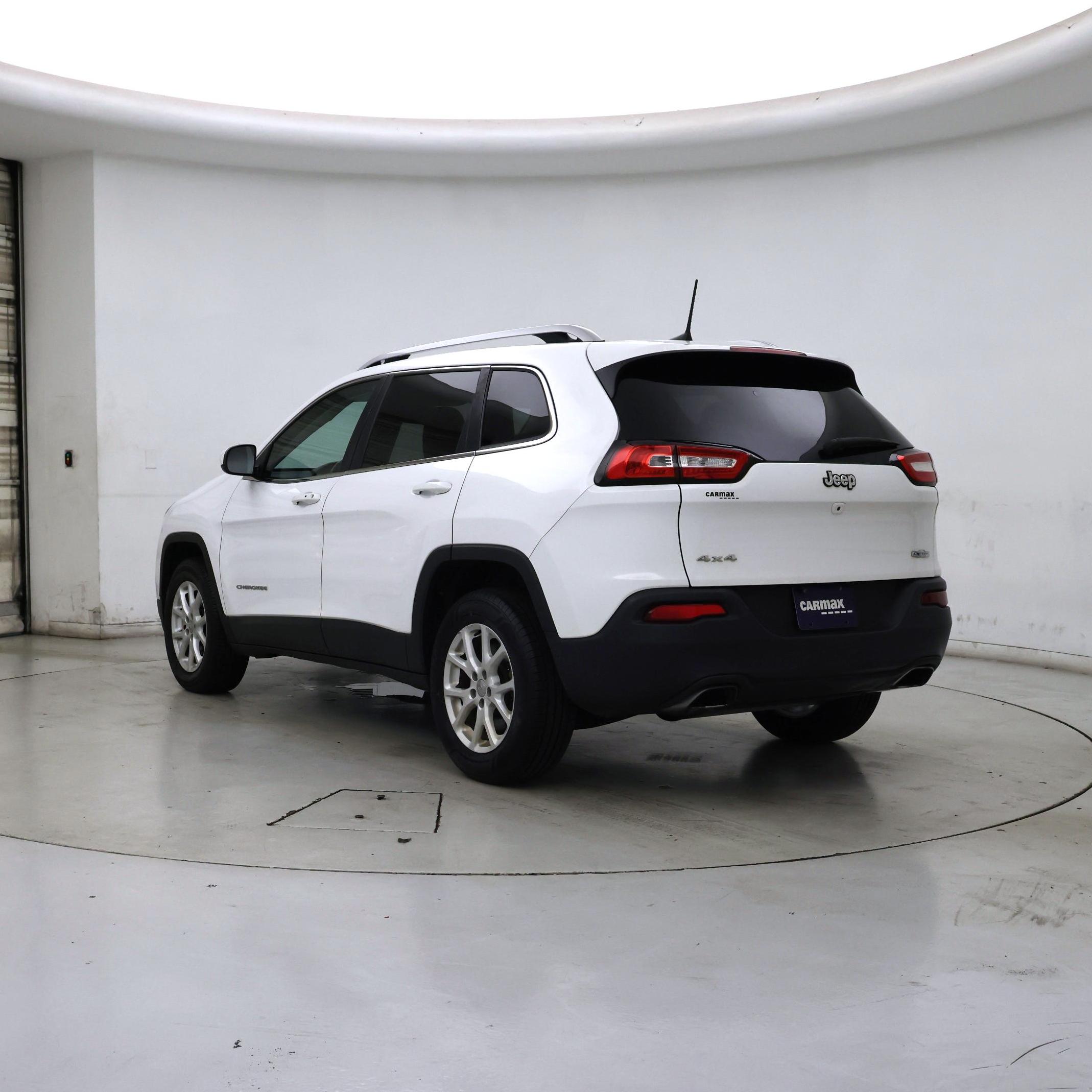 Thumbnail: 2018 Jeep Cherokee - 2