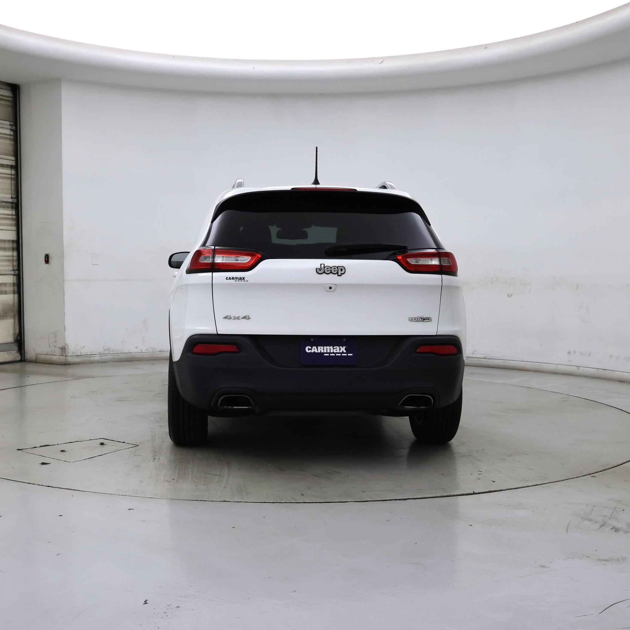 Thumbnail: 2018 Jeep Cherokee - 6