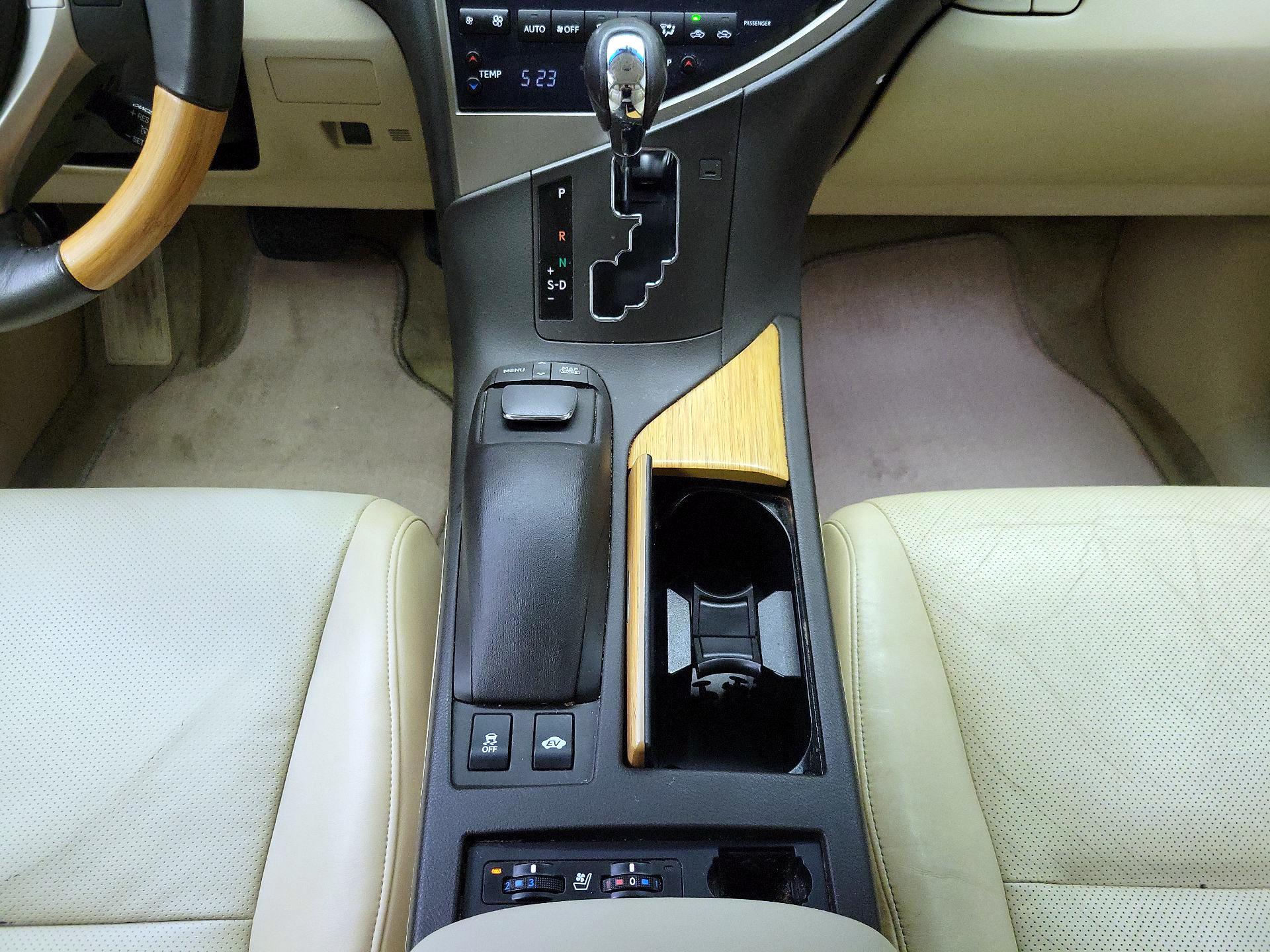 Thumbnail: 2014 Lexus RX - 18