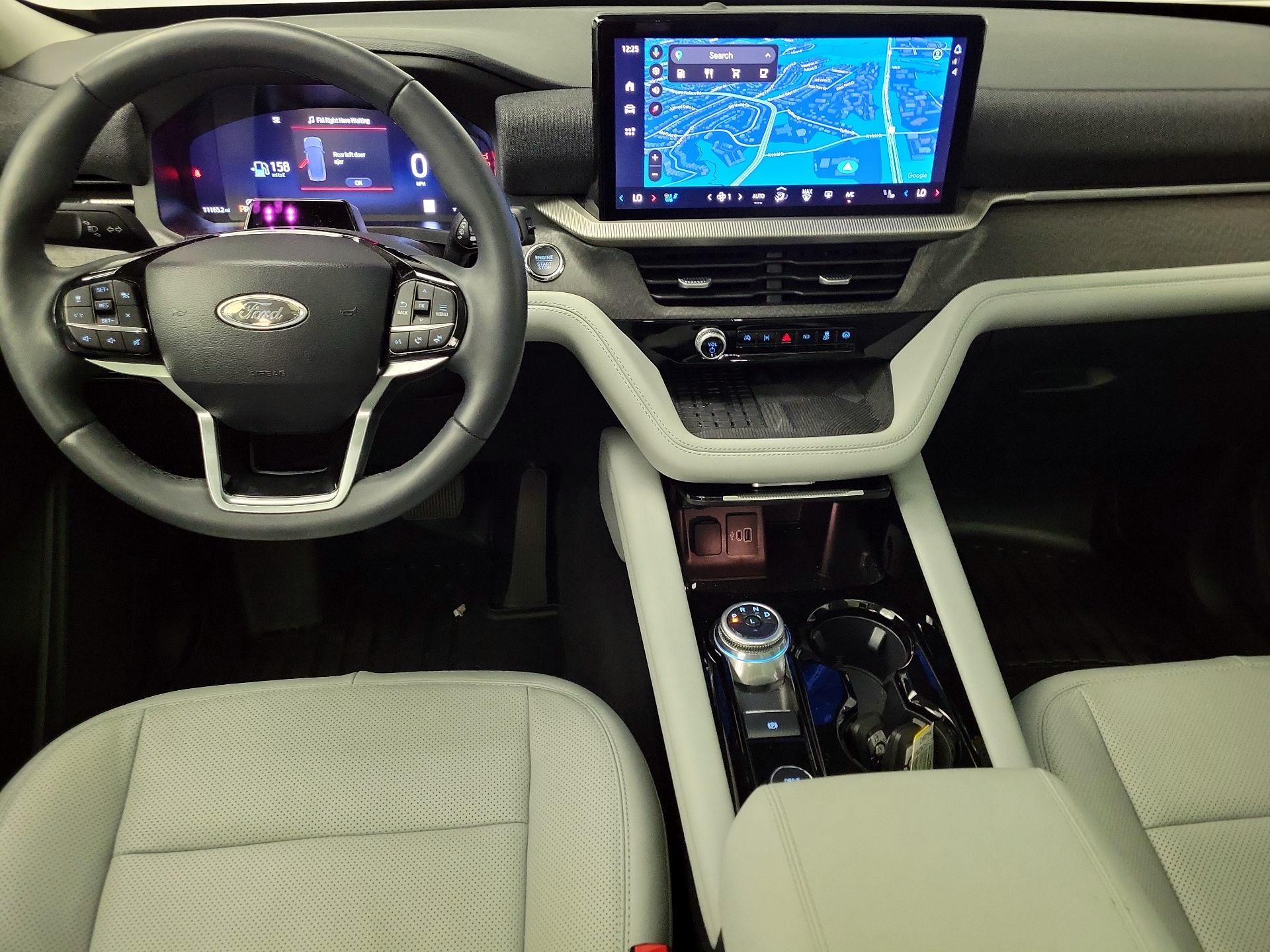 Thumbnail: 2025 Ford Explorer - 9