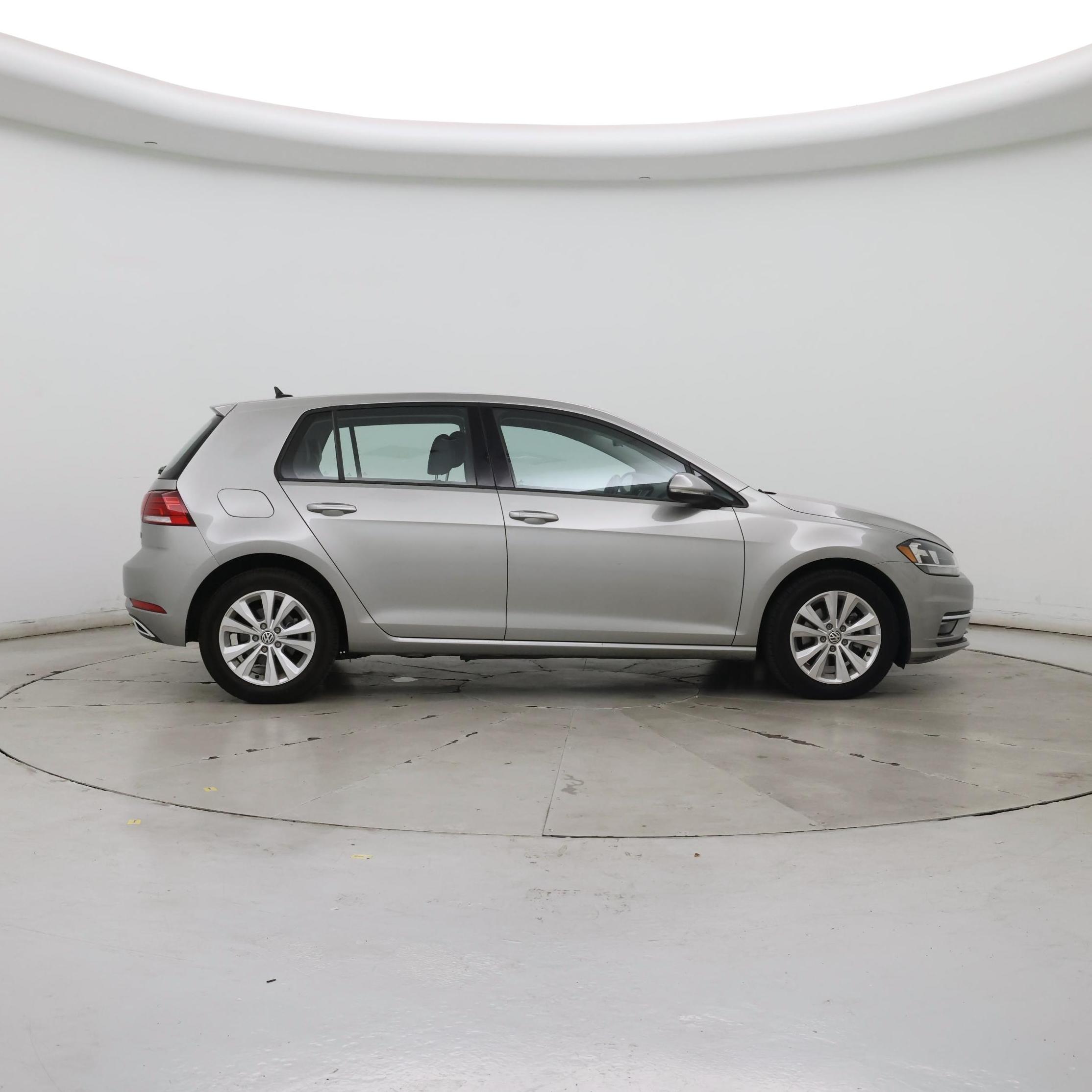 Thumbnail: 2018 Volkswagen Golf - 7