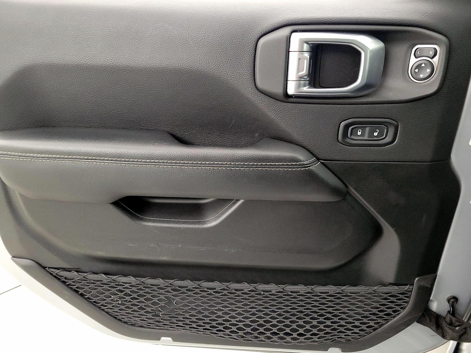 2023 Jeep Wrangler 4xe Sahara 4XE - Photo 13