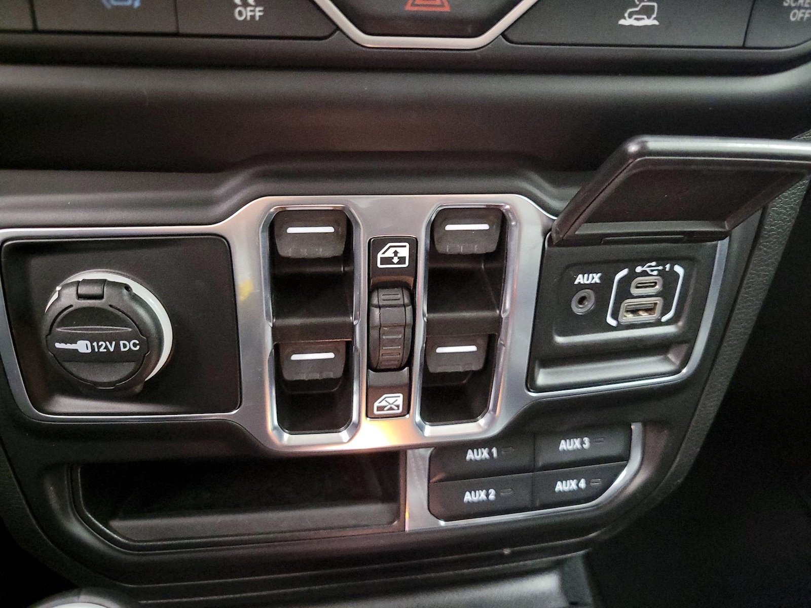 2023 Jeep Wrangler 4xe Sahara 4XE - Photo 20