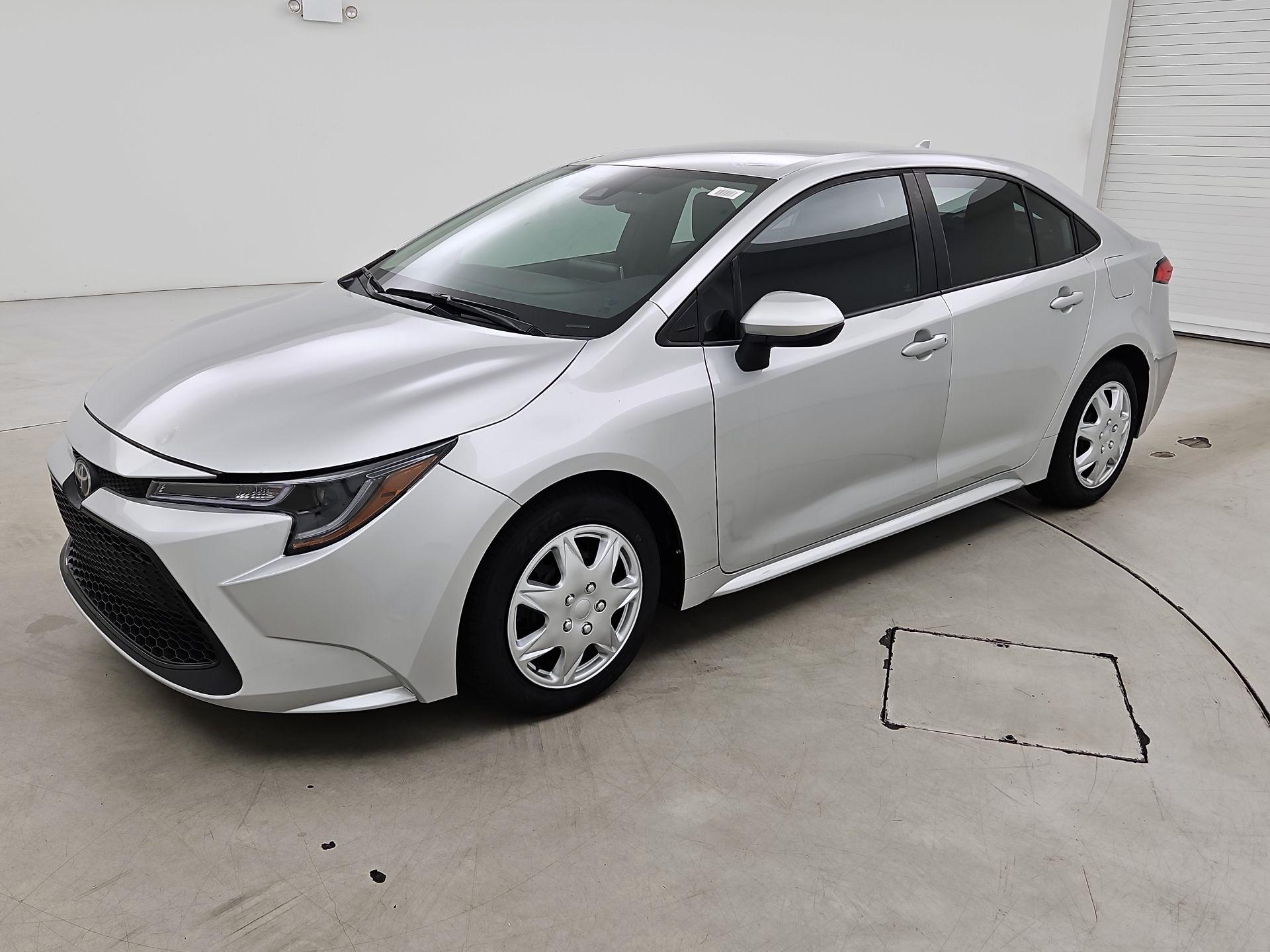 Thumbnail: 2021 Toyota Corolla - 3