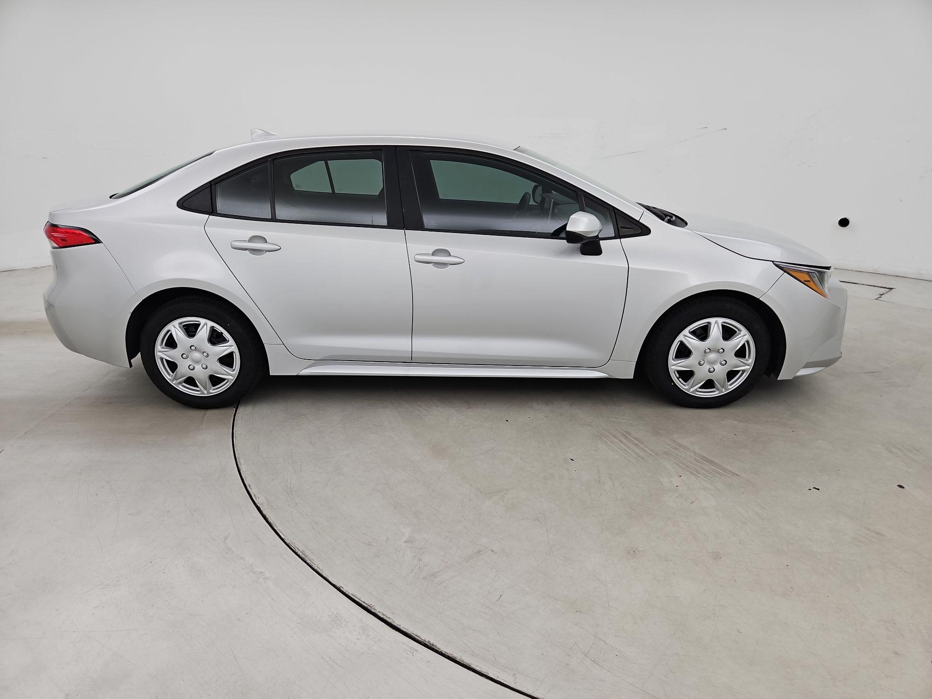 Thumbnail: 2021 Toyota Corolla - 4