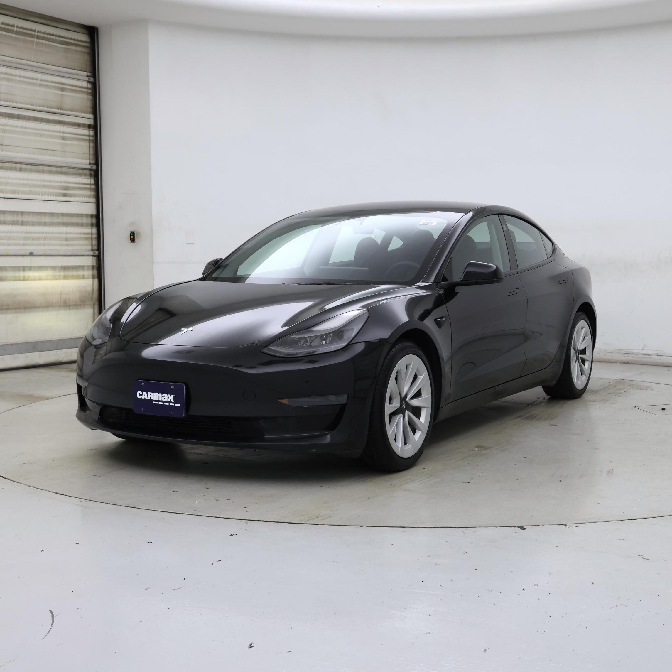 Thumbnail: 2023 Tesla Model 3 - 4