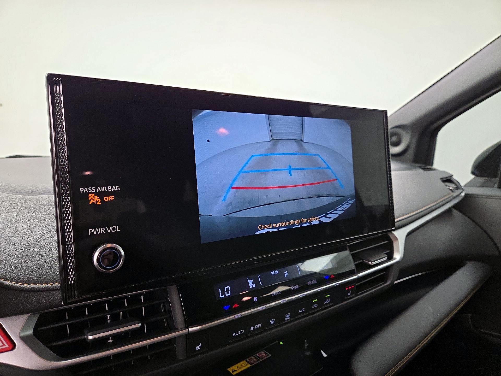 Thumbnail: 2025 Toyota Sienna - 14