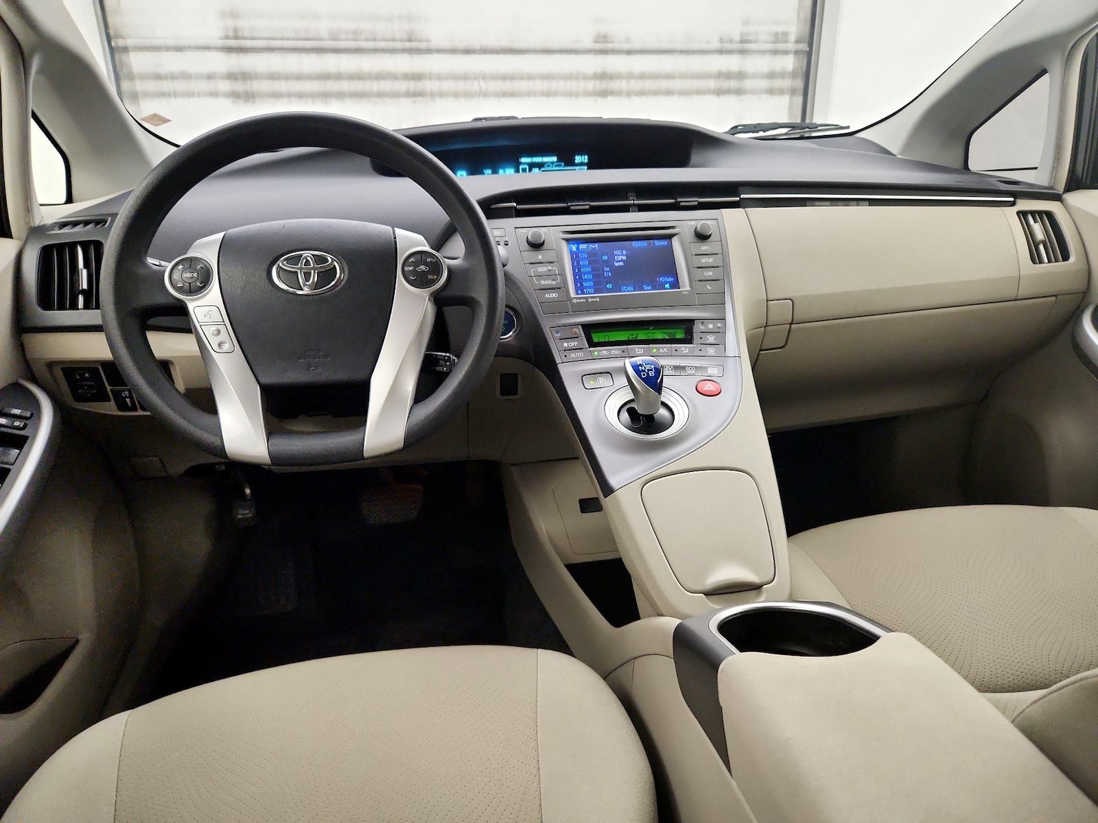 2014 Toyota Prius Three - Photo 10