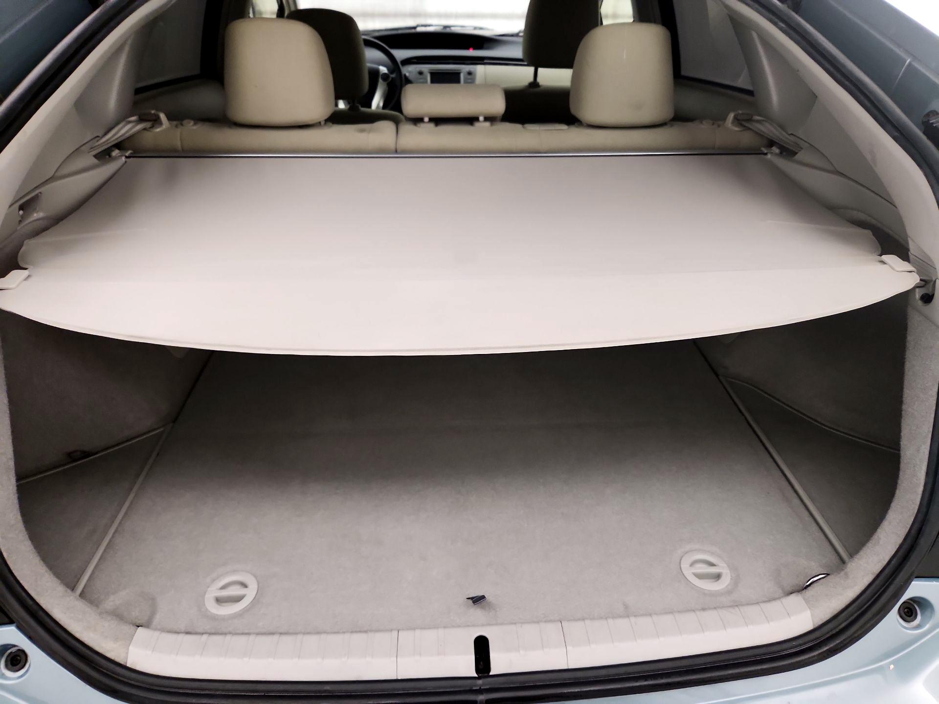 Thumbnail: 2014 Toyota Prius - 20