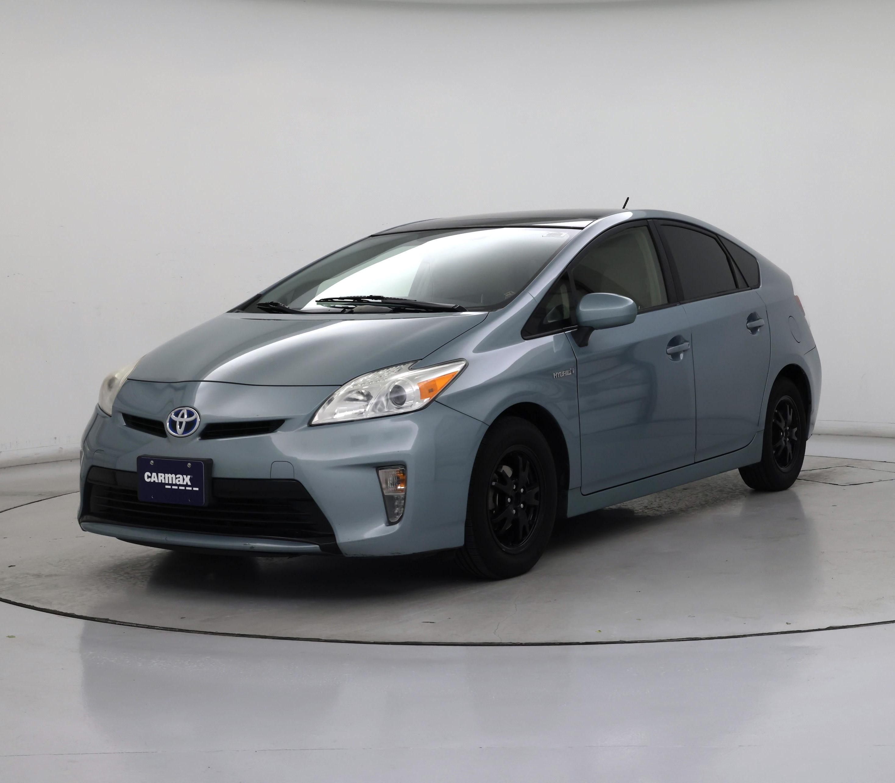 Thumbnail: 2014 Toyota Prius - 4